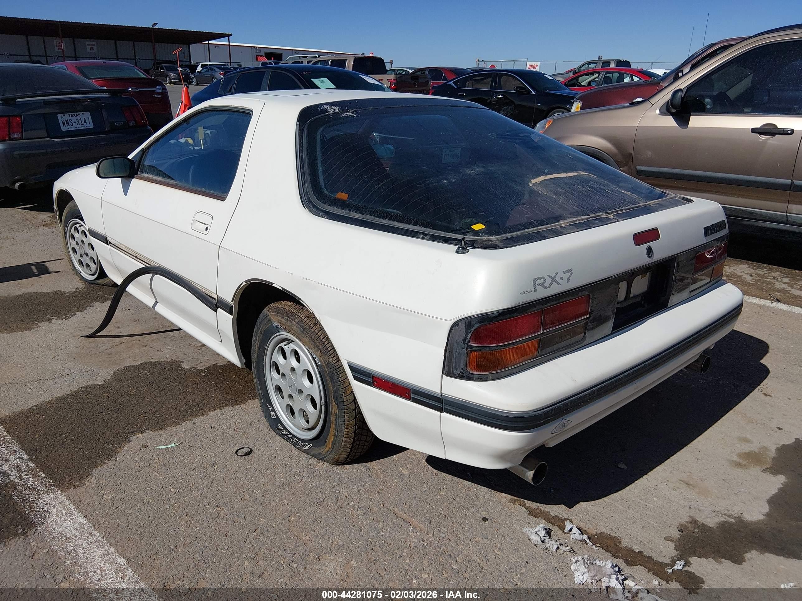 1986 Mazda Rx7   Белый vin: JM1FC3317G0147403