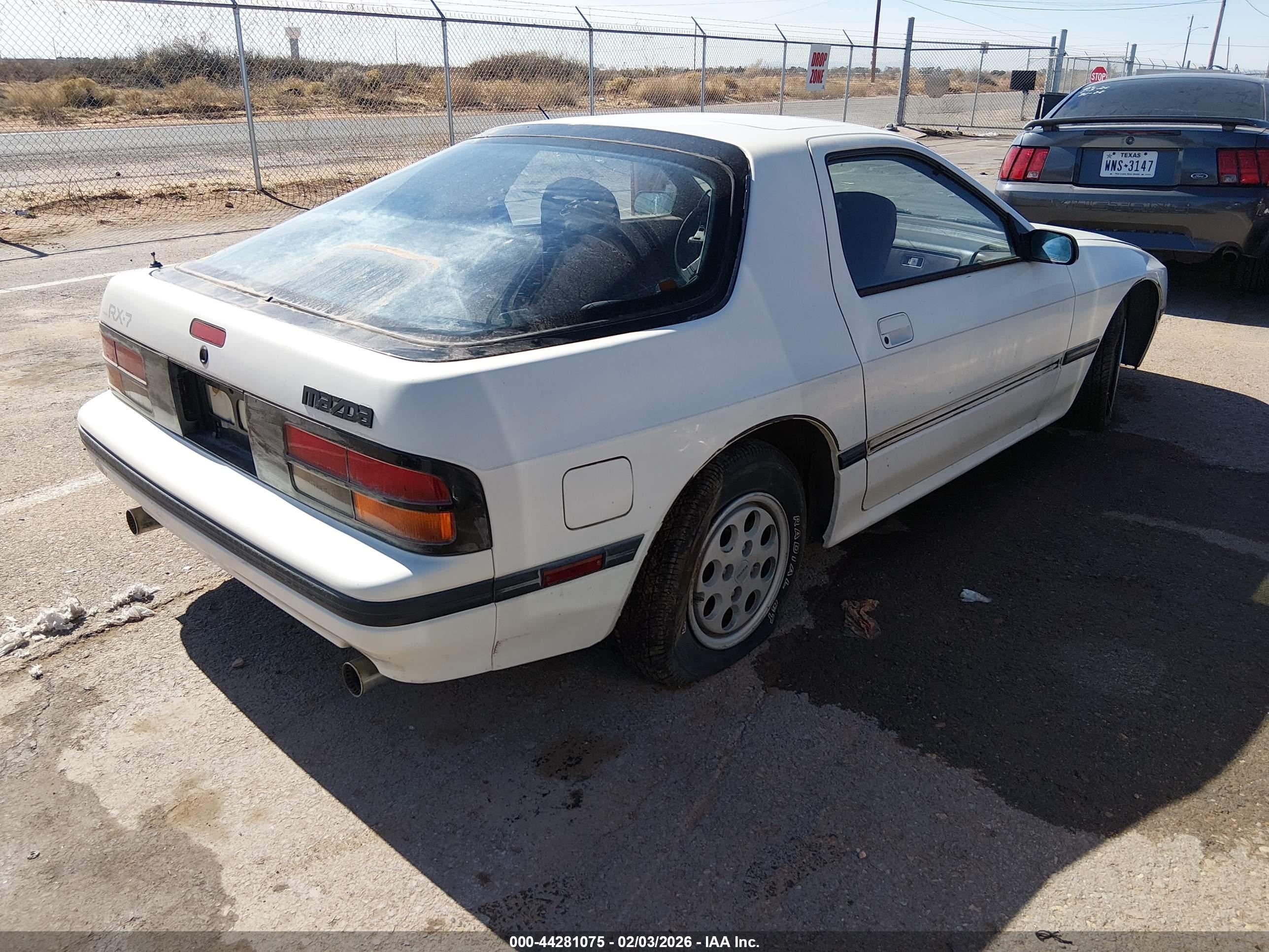1986 Mazda Rx7   Белый vin: JM1FC3317G0147403