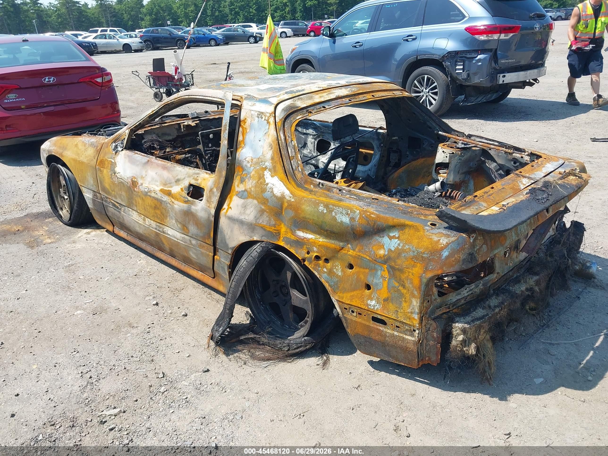 1987 Mazda Rx7   White vin: JM1FC3318H0520188