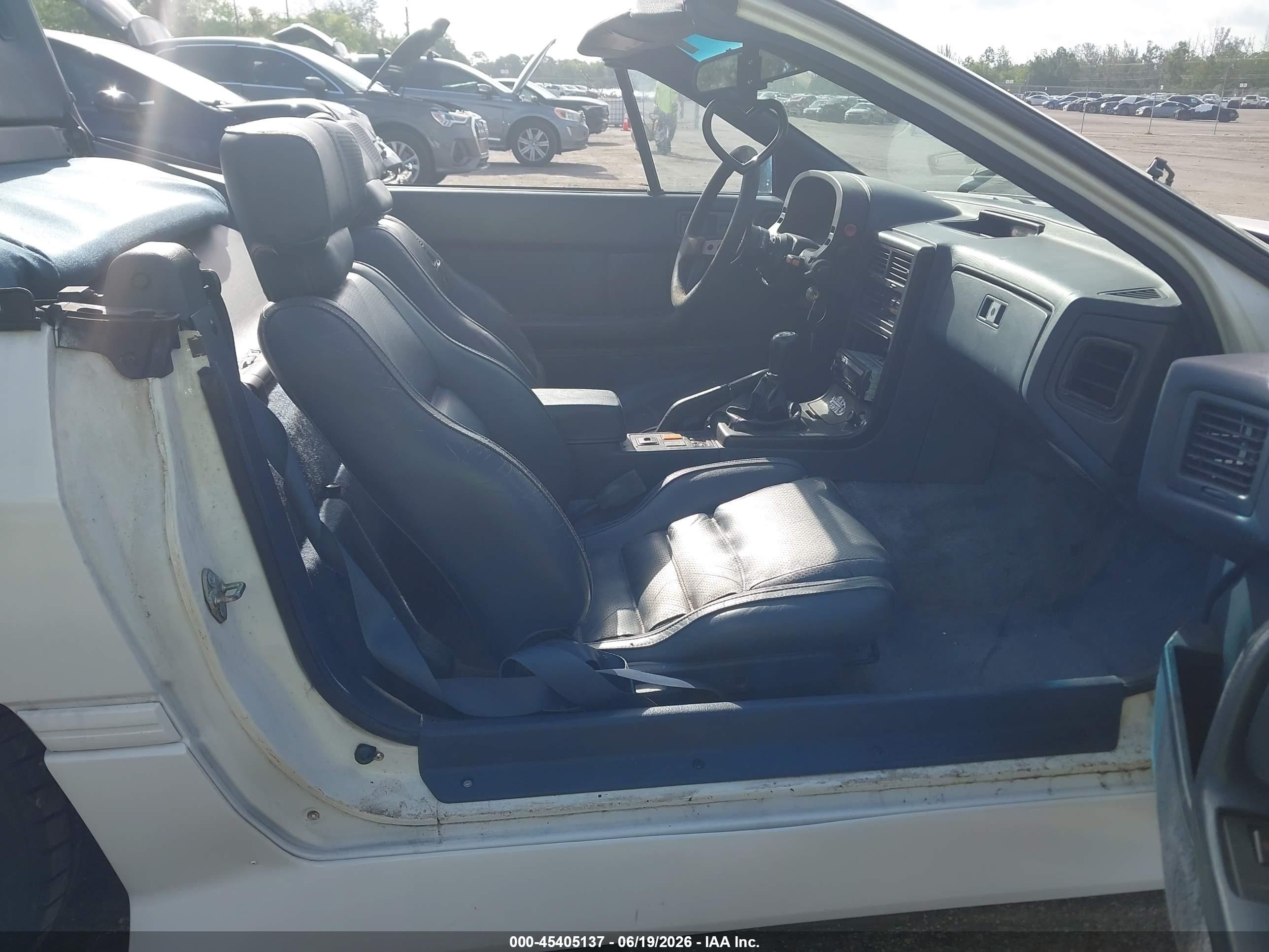 1988 Mazda Rx7   White vin: JM1FC3510J0102274
