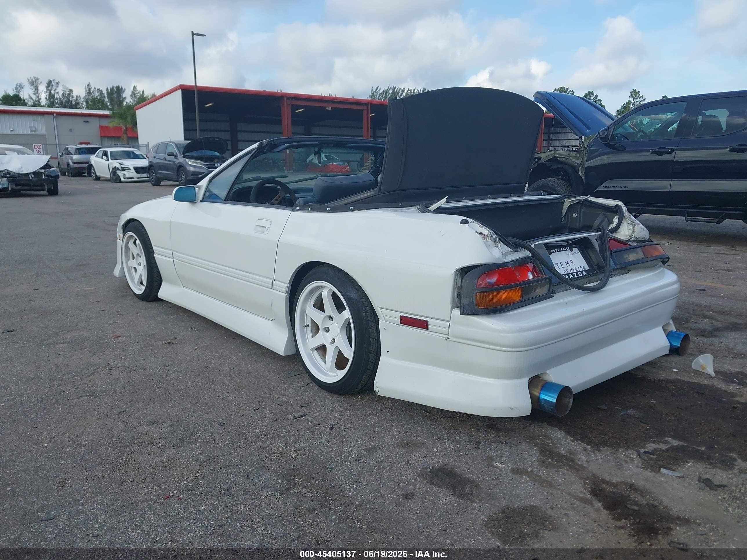 1988 Mazda Rx7   White vin: JM1FC3510J0102274