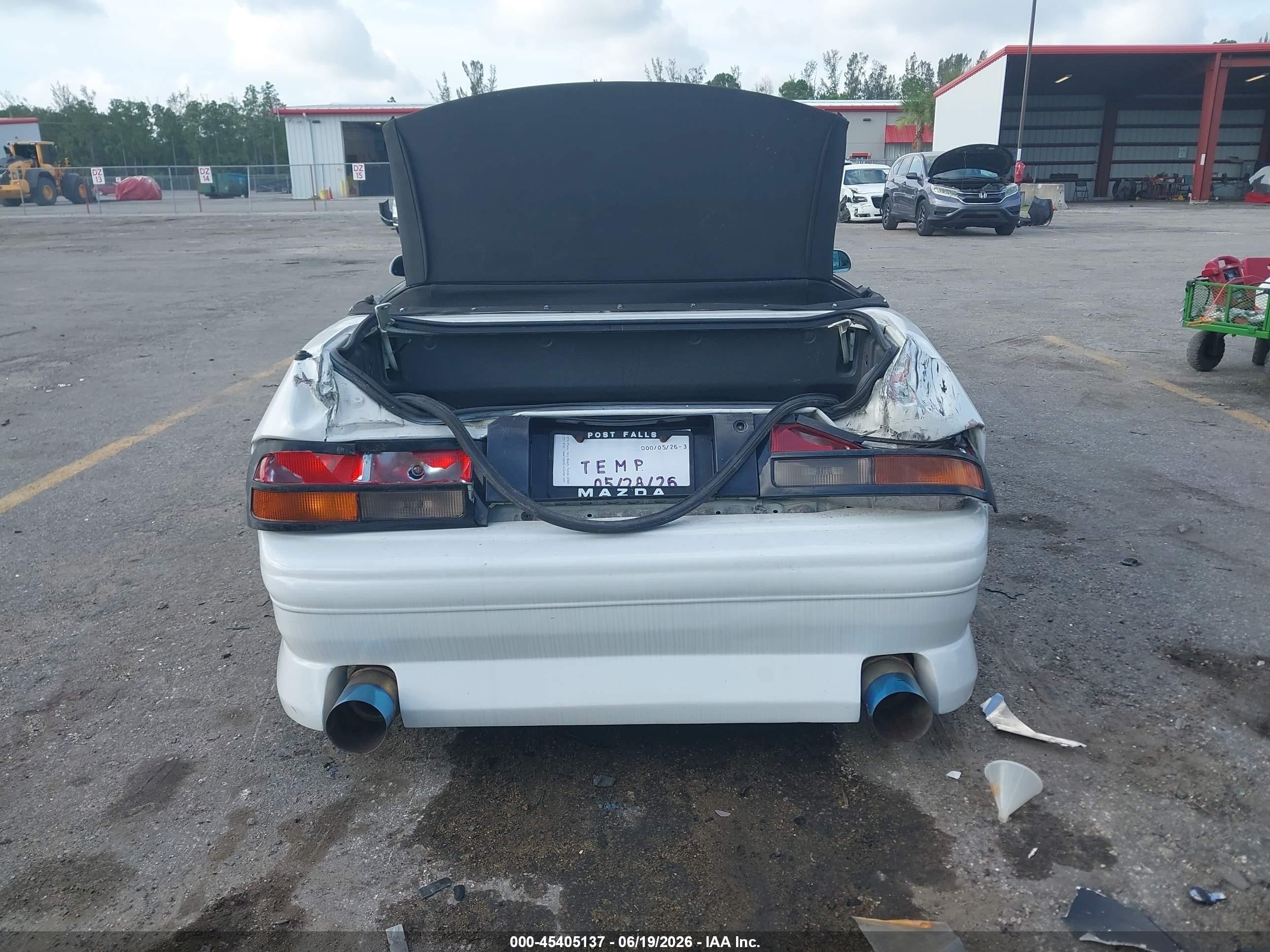 1988 Mazda Rx7   White vin: JM1FC3510J0102274