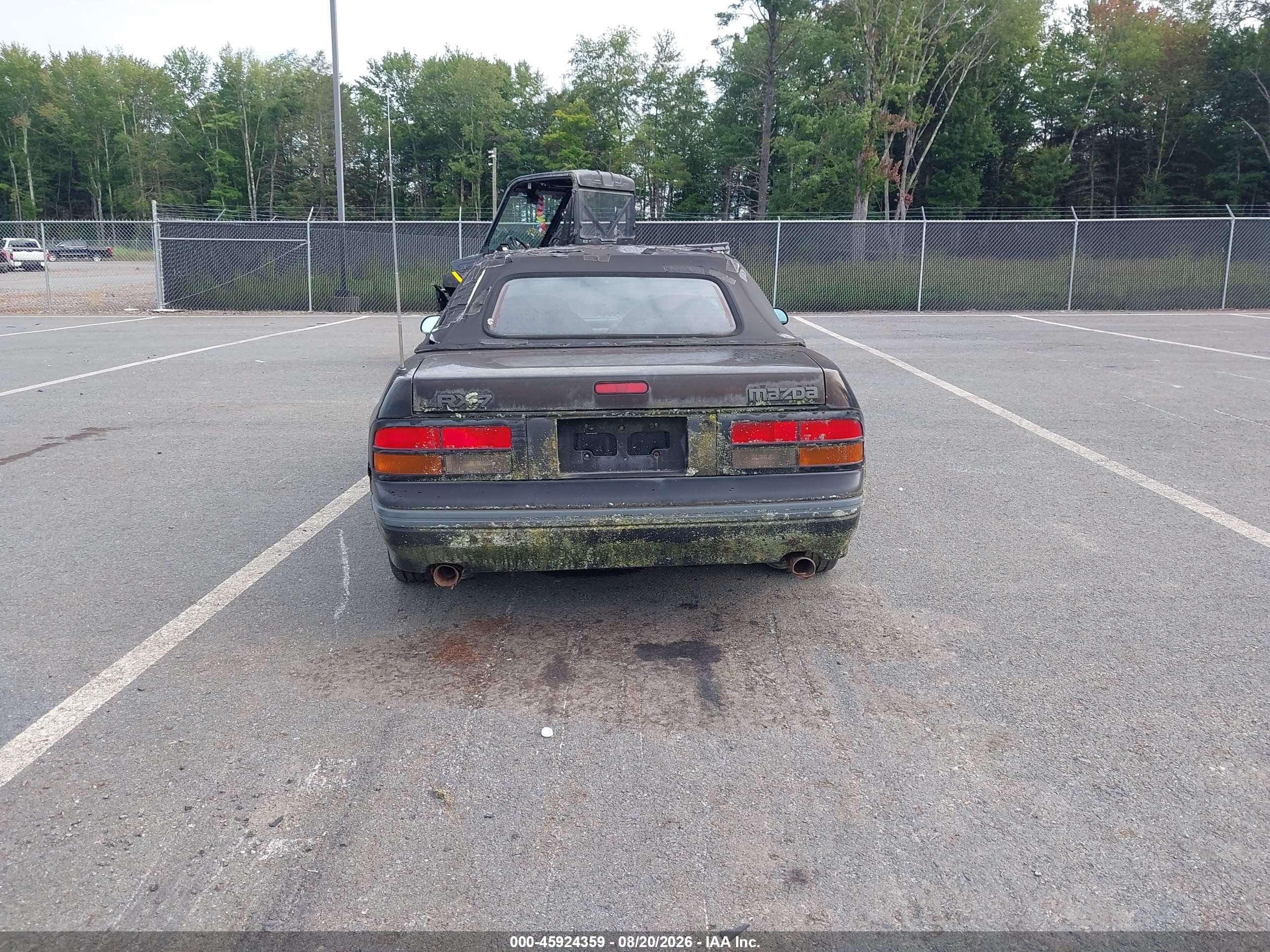 1988 Mazda Rx7   Black vin: JM1FC3519J0104542