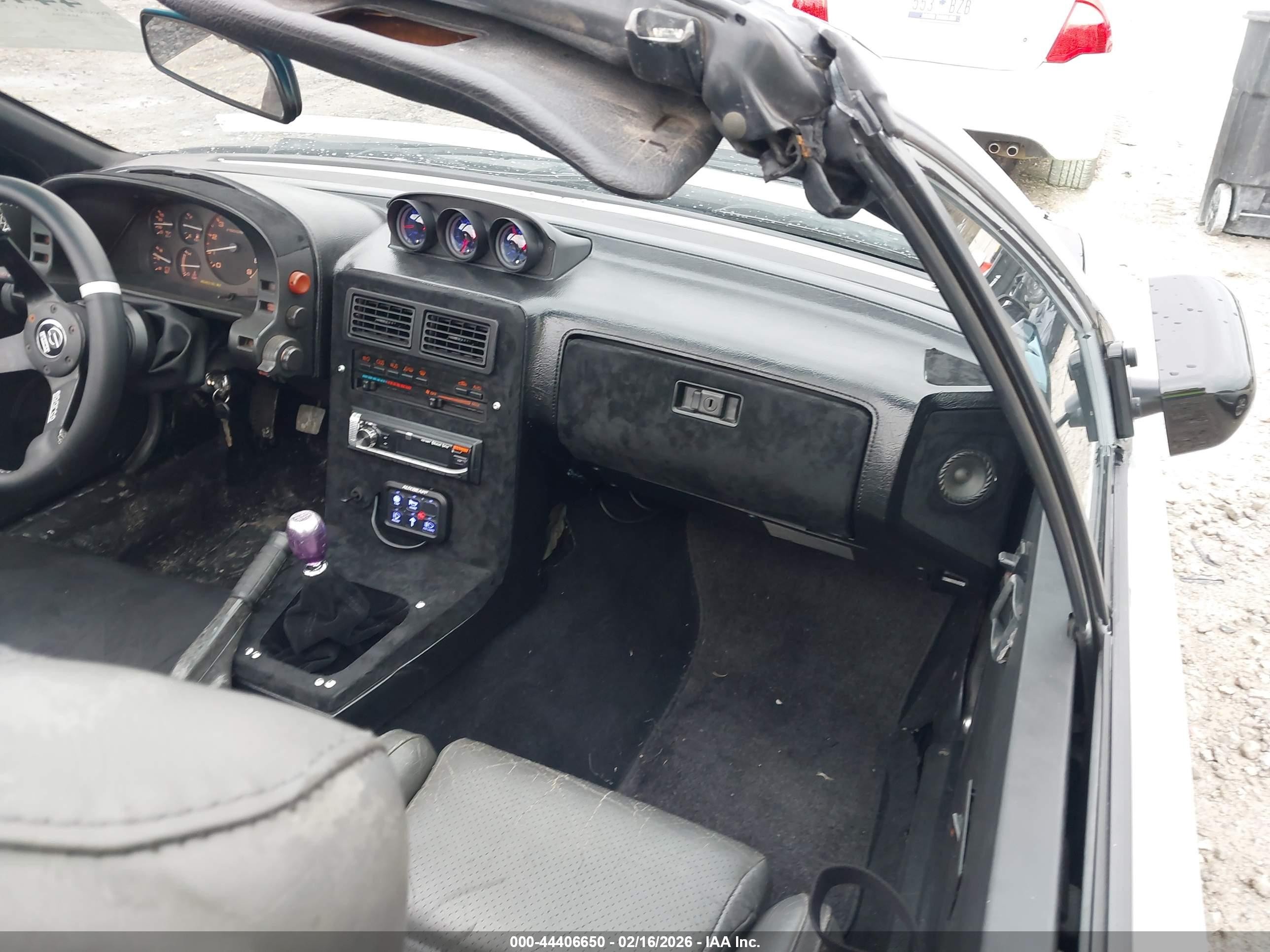 1990 Mazda Rx7   Gray vin: JM1FC3521L0712695