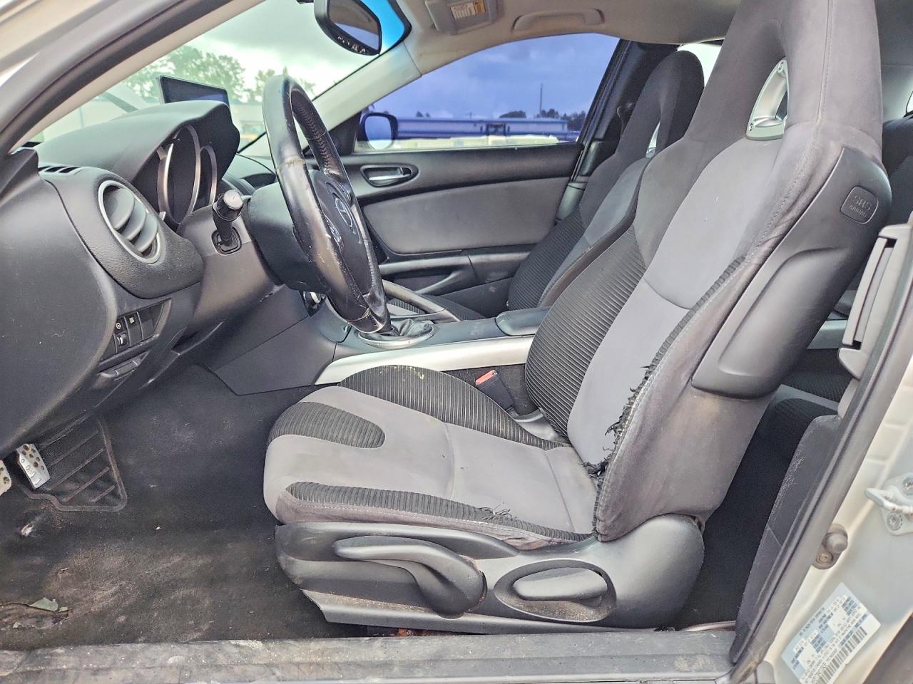 2004 Mazda Rx8 Silver vin: JM1FE173840133435