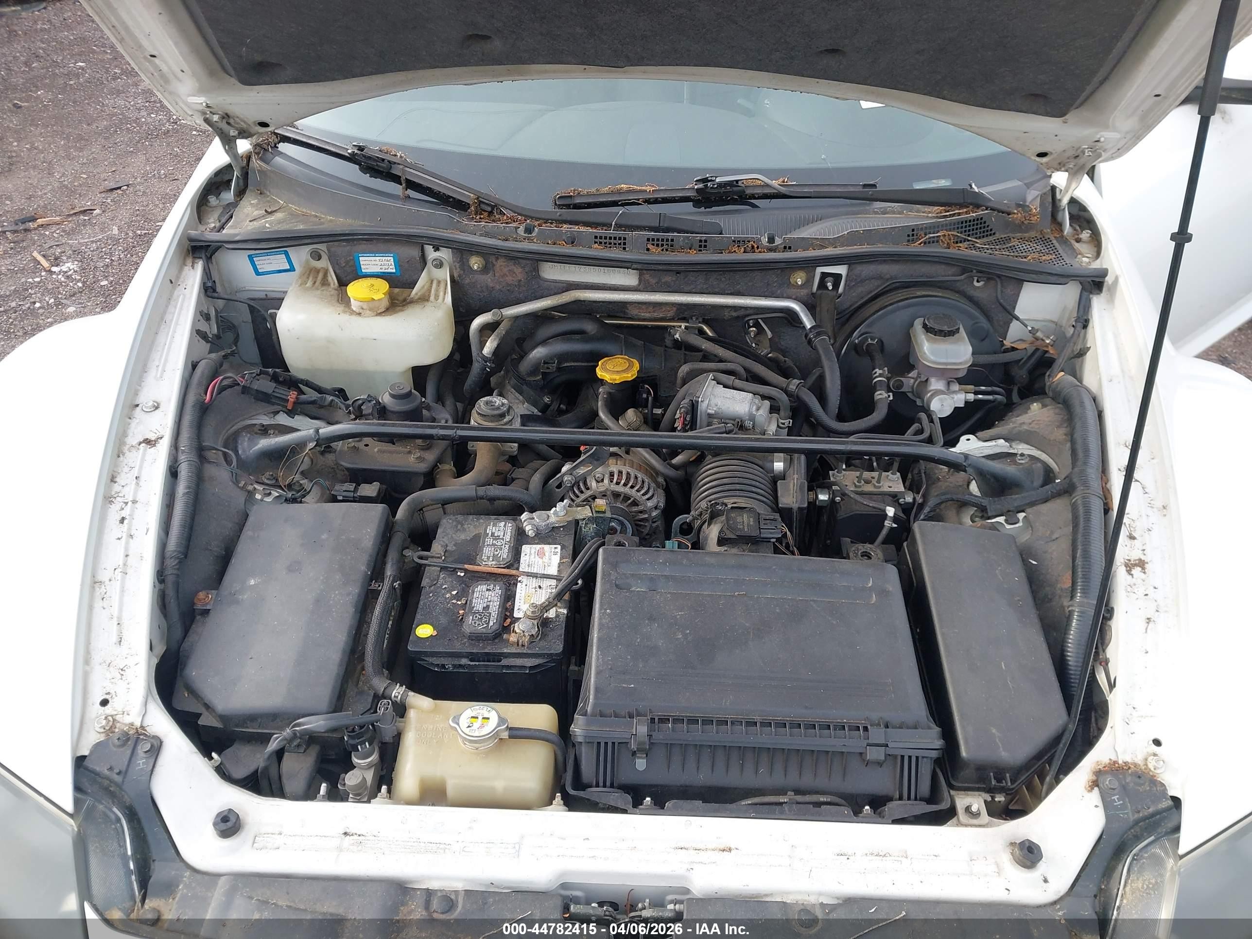 2005 Mazda Rx-8 6 Speed Manual White vin: JM1FE173850160930