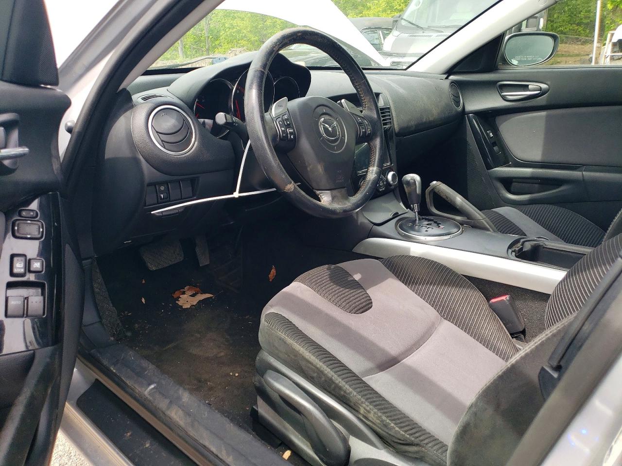 2007 Mazda Rx8 Silver vin: JM1FE173970208258