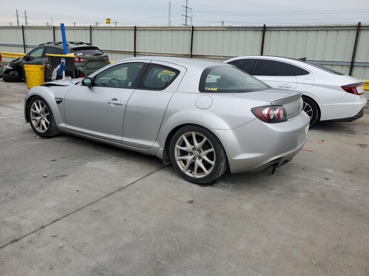 2009 Mazda Rx8 Silver vin: JM1FE174090402608