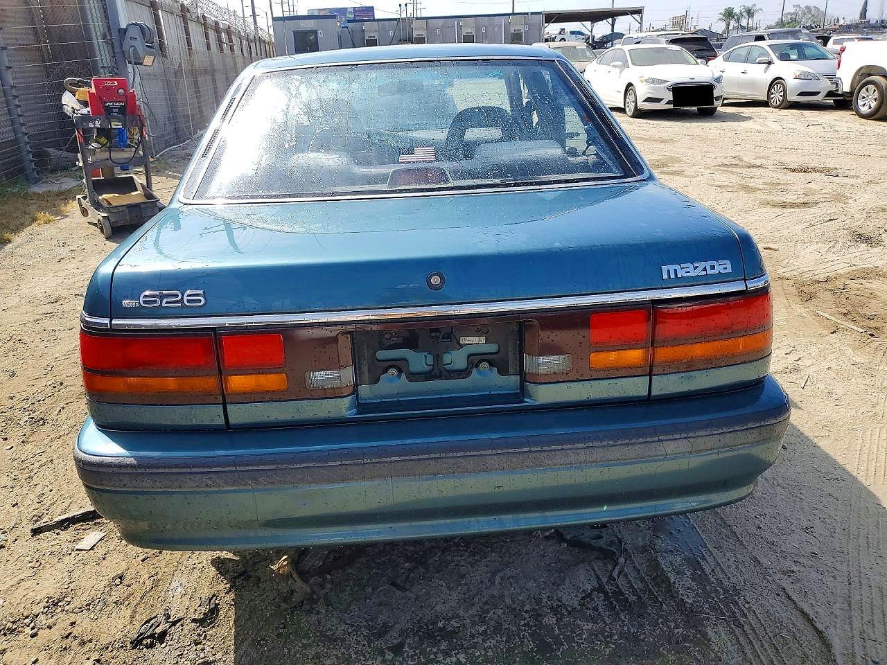1991 Mazda 626 Dx Зеленый vin: JM1GD2223M1911159