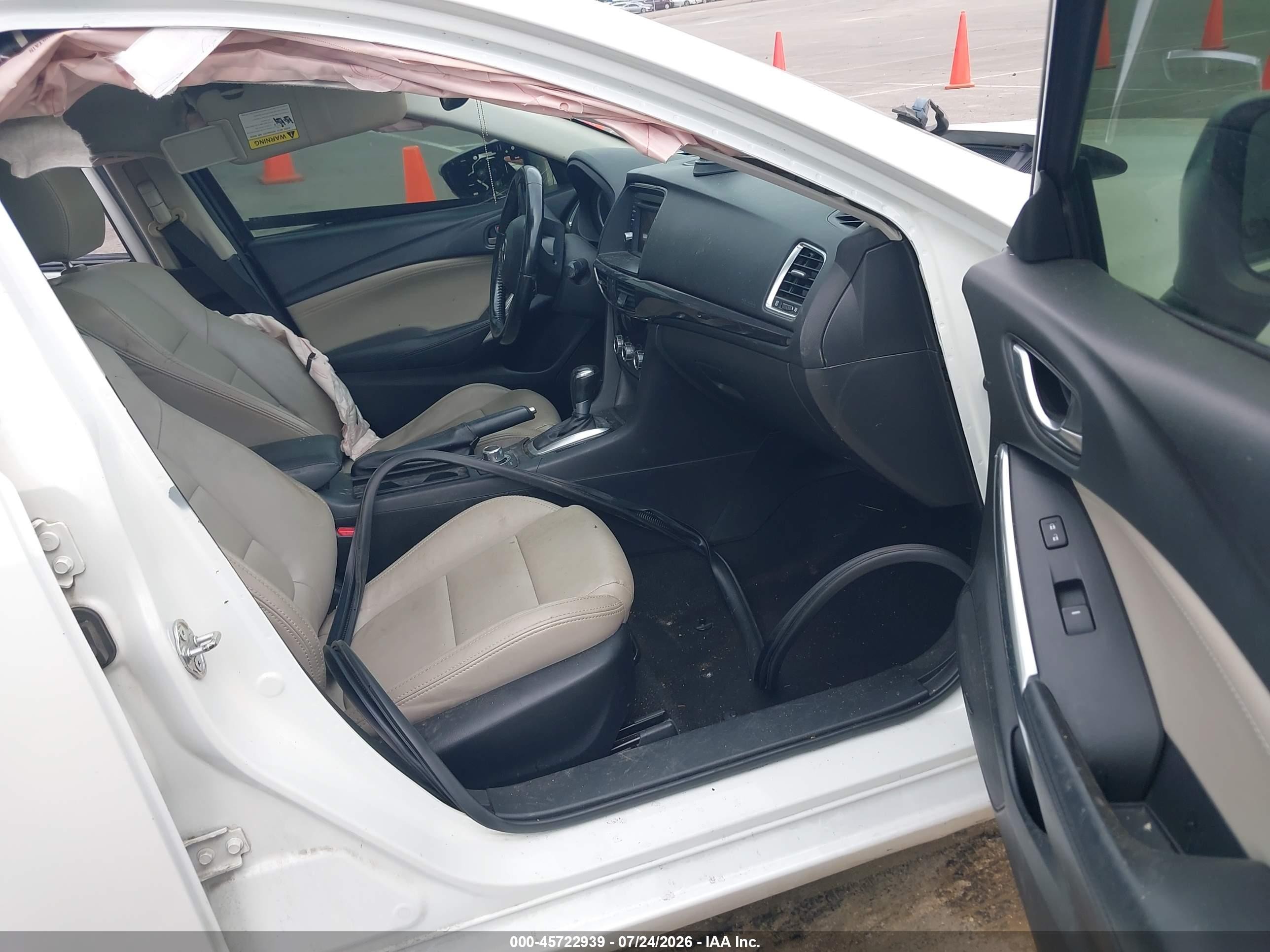 2015 Mazda Mazda6 I Touring White vin: JM1GJ1T51F1197434