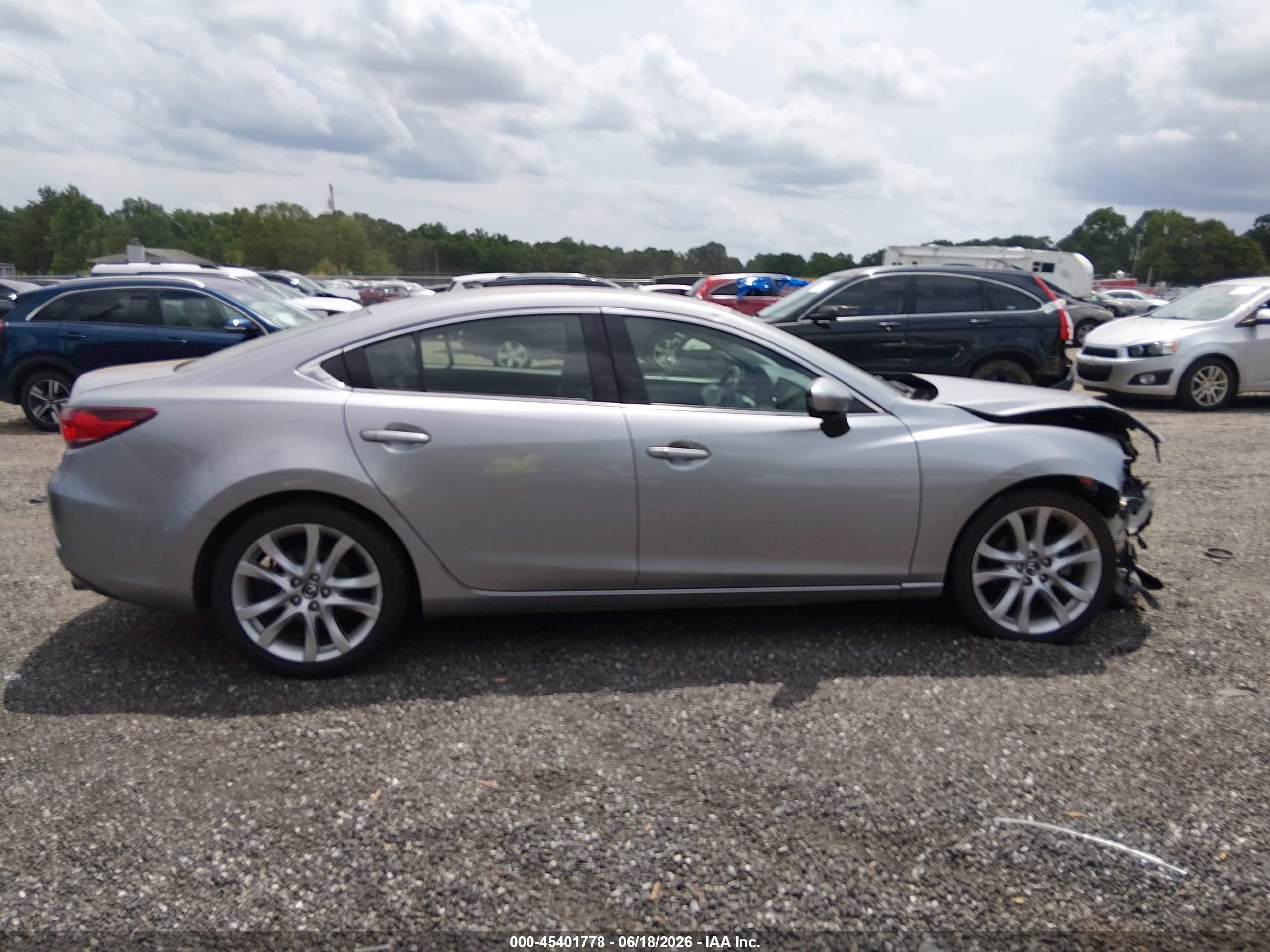 2015 Mazda Mazda6 I Touring Silver vin: JM1GJ1T53F1208370