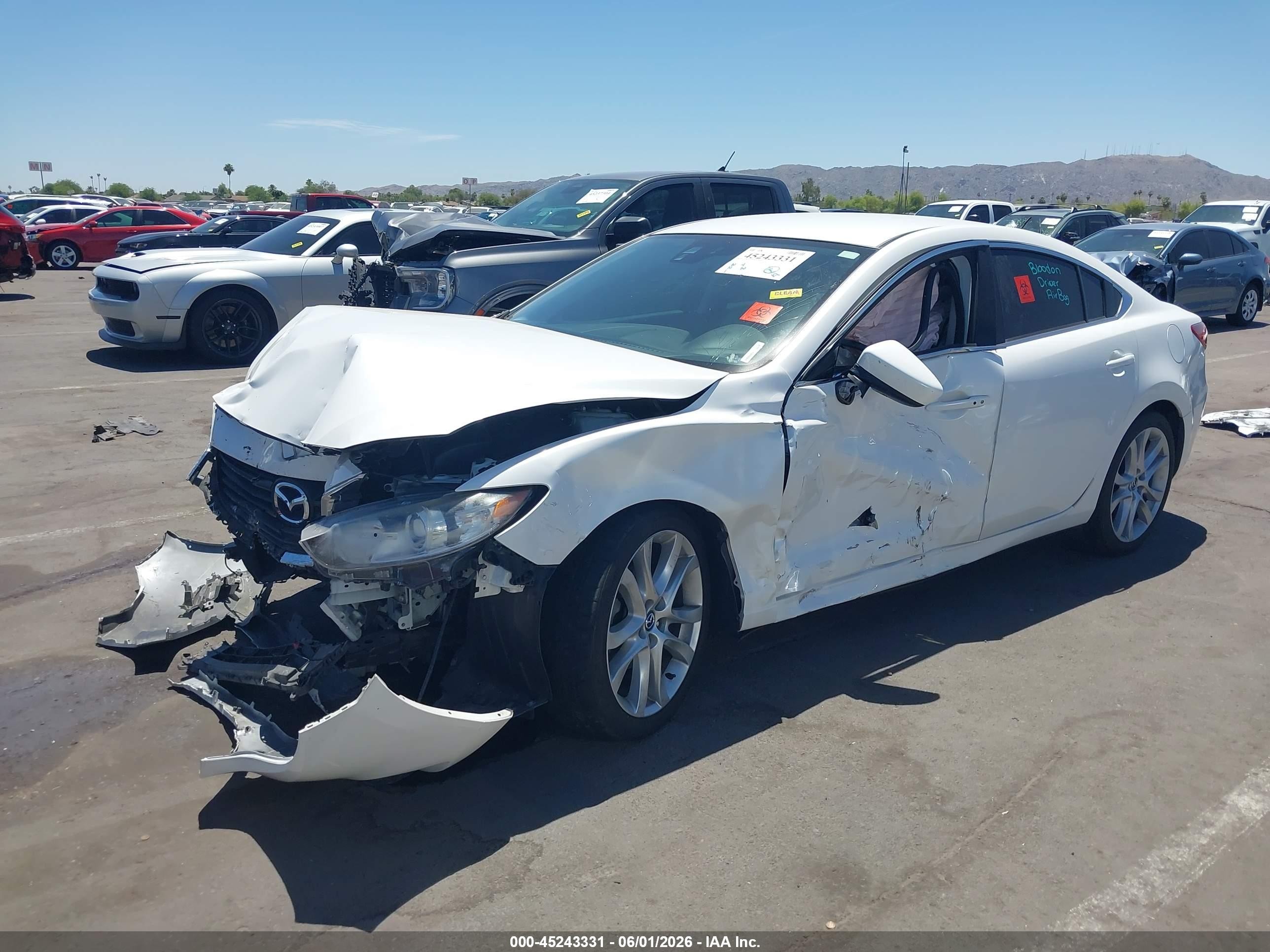 2014 Mazda Mazda6 I Touring White vin: JM1GJ1T55E1109855
