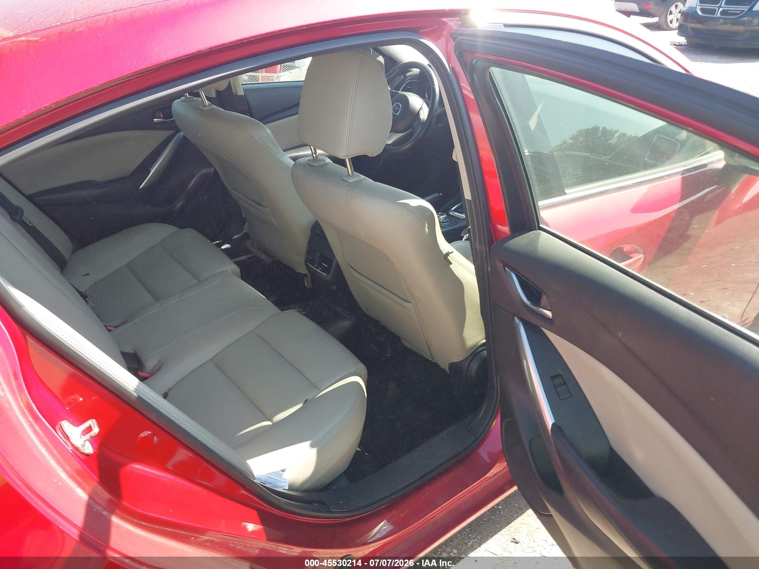 2014 Mazda Mazda6 I Touring Red vin: JM1GJ1T62E1120756