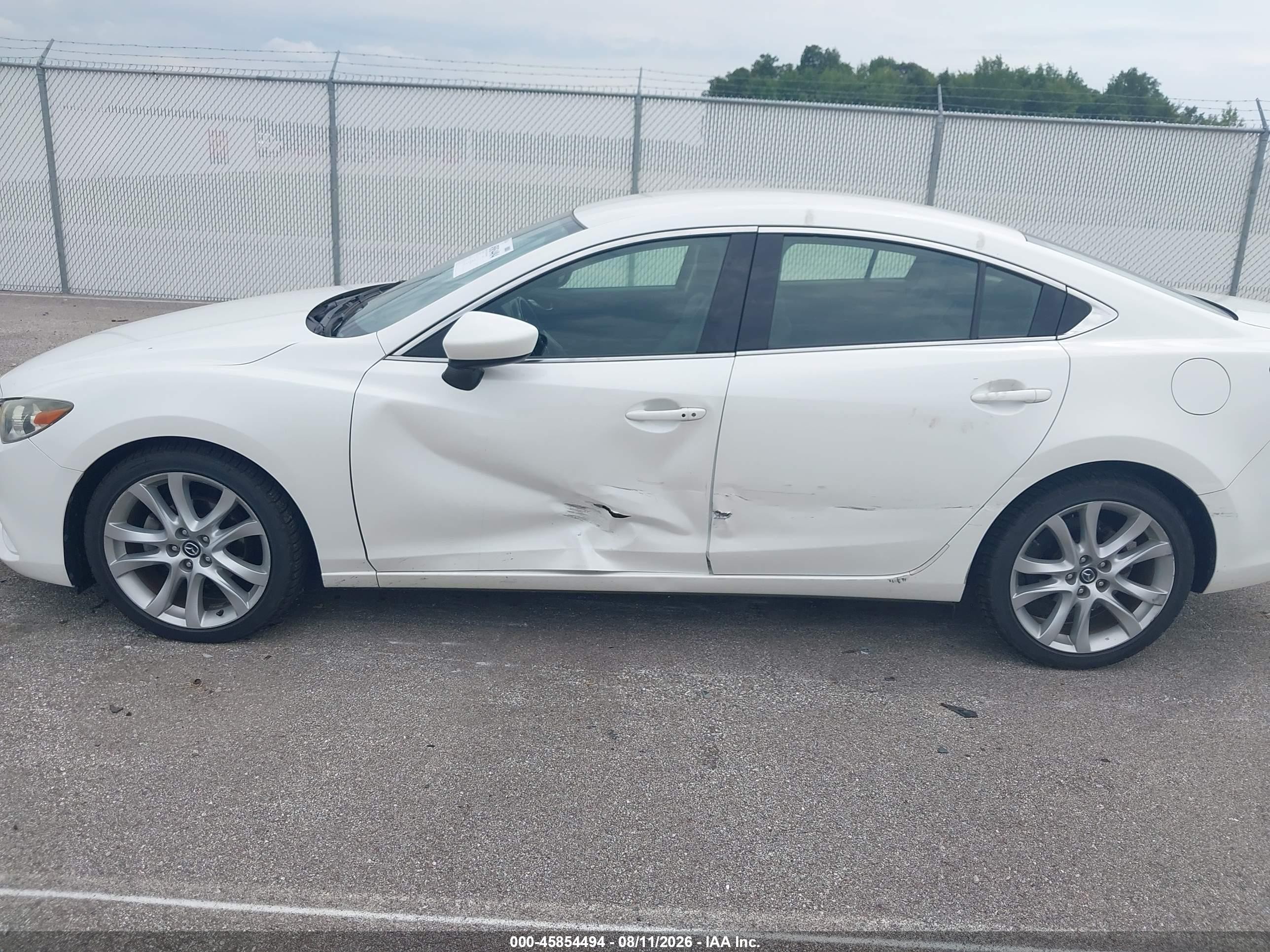 2014 Mazda Mazda6 I Touring Белый vin: JM1GJ1T63E1149389