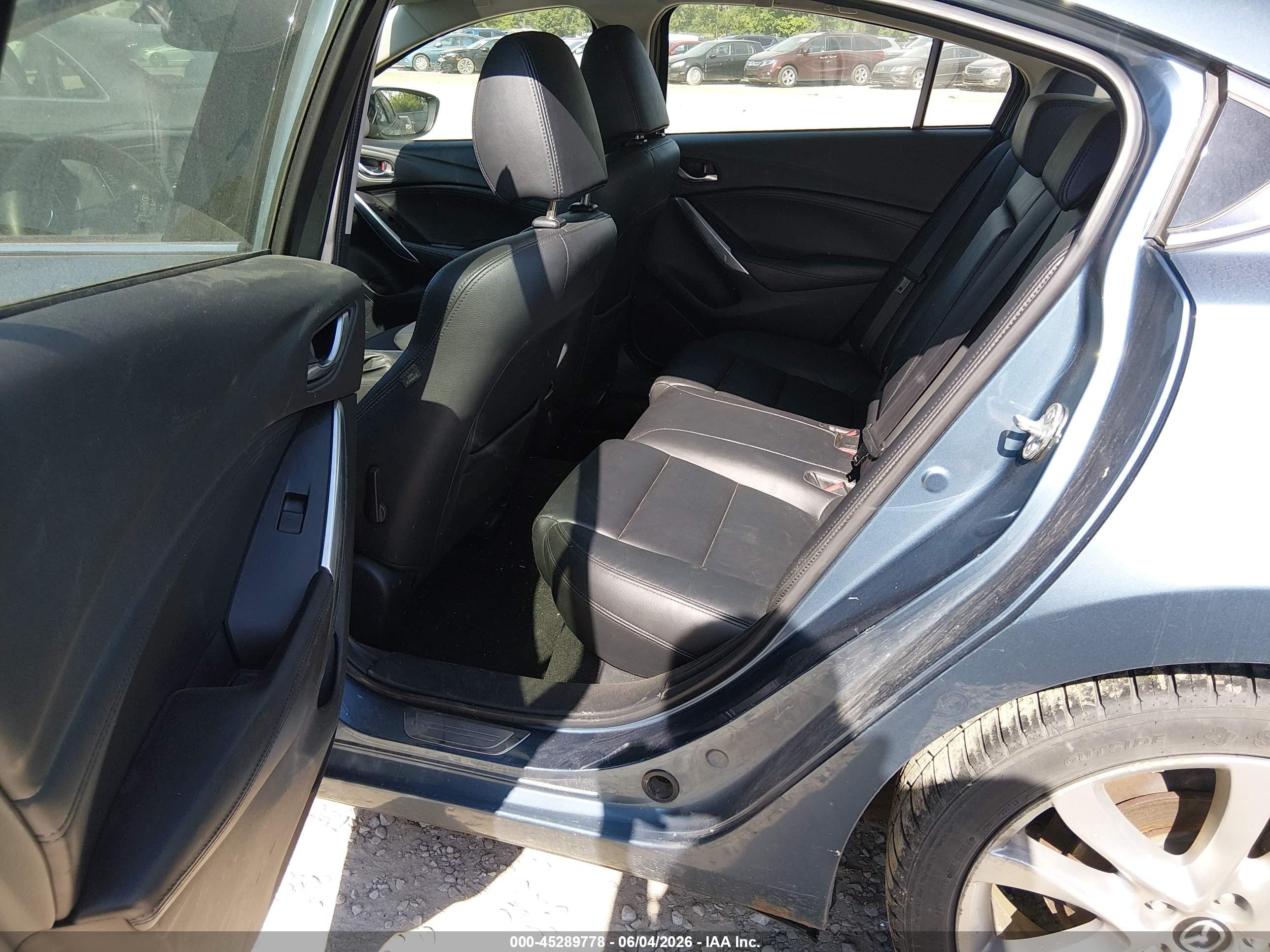 2014 Mazda Mazda6 I Touring Light Blue vin: JM1GJ1T64E1126350