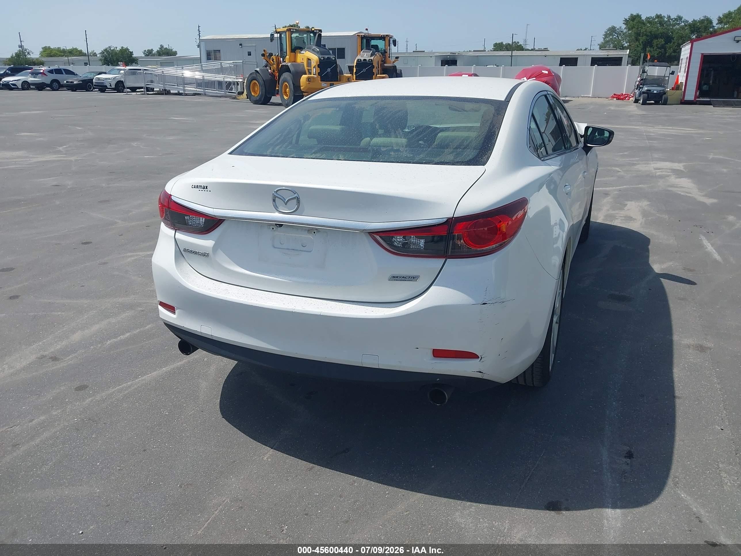 2014 Mazda Mazda6 I Touring White vin: JM1GJ1T64E1133041