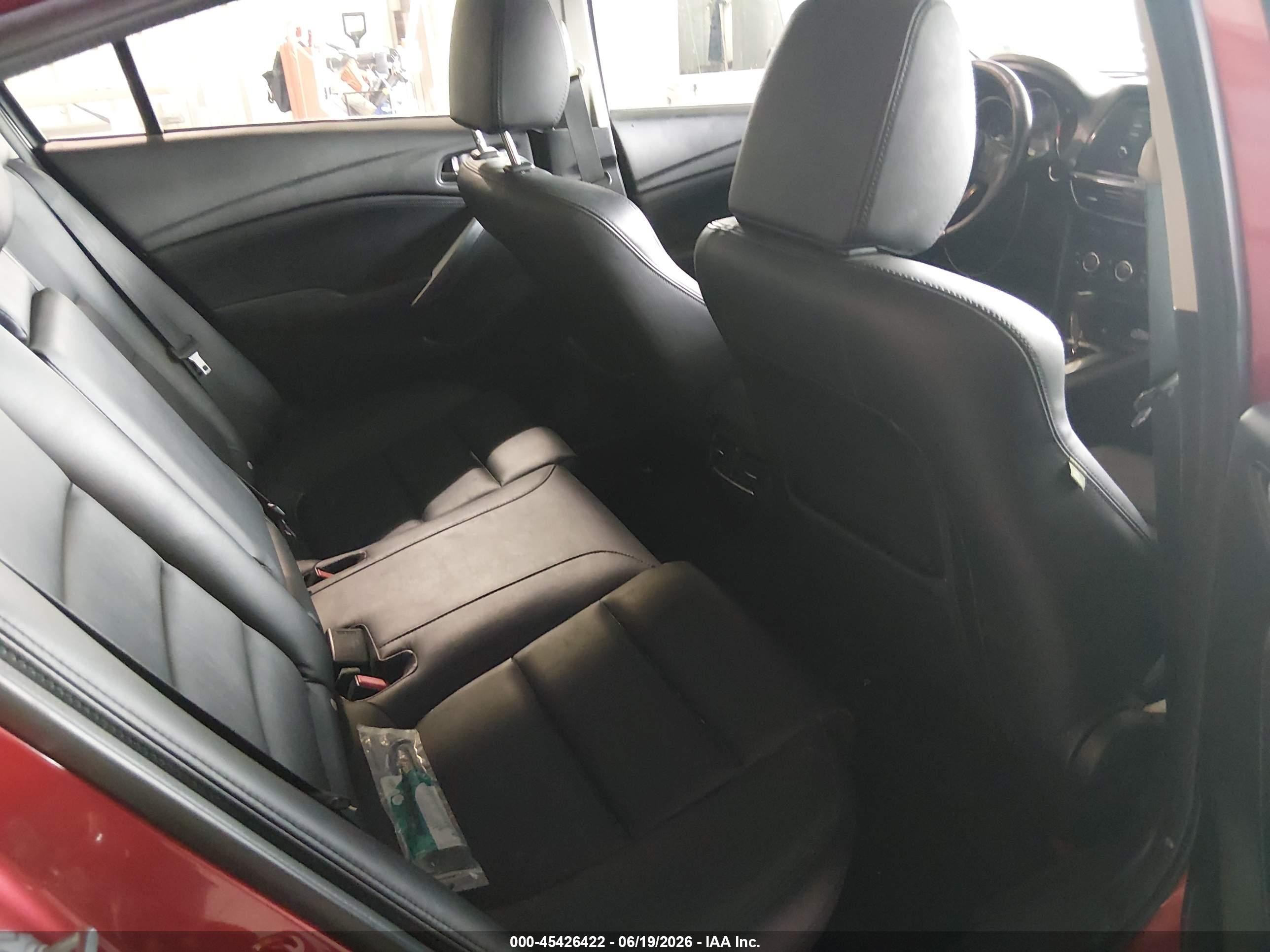 2014 Mazda Mazda6 I Touring Red vin: JM1GJ1T64E1143908