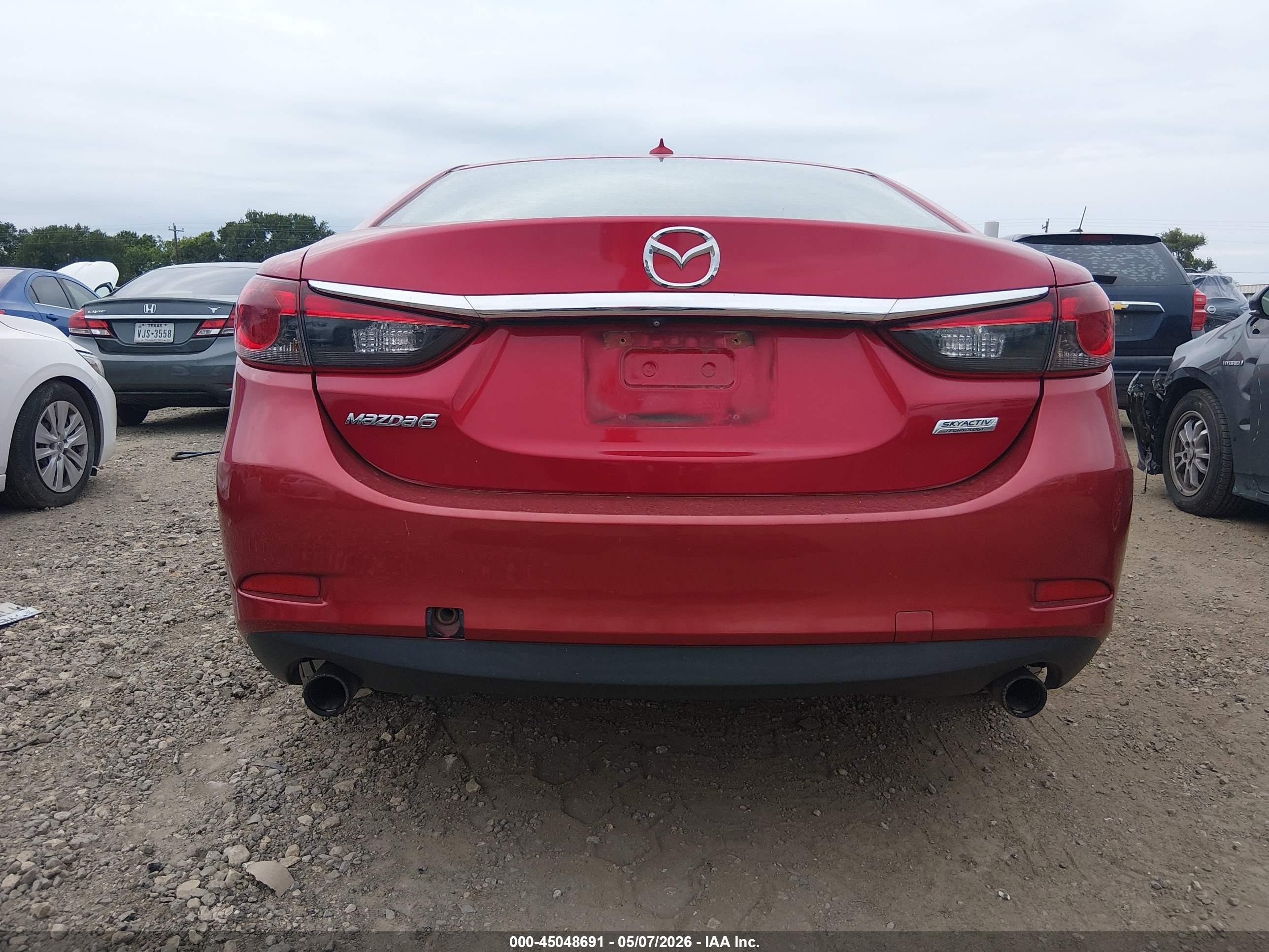 2015 Mazda Mazda6 I Touring Red vin: JM1GJ1T65F1176644