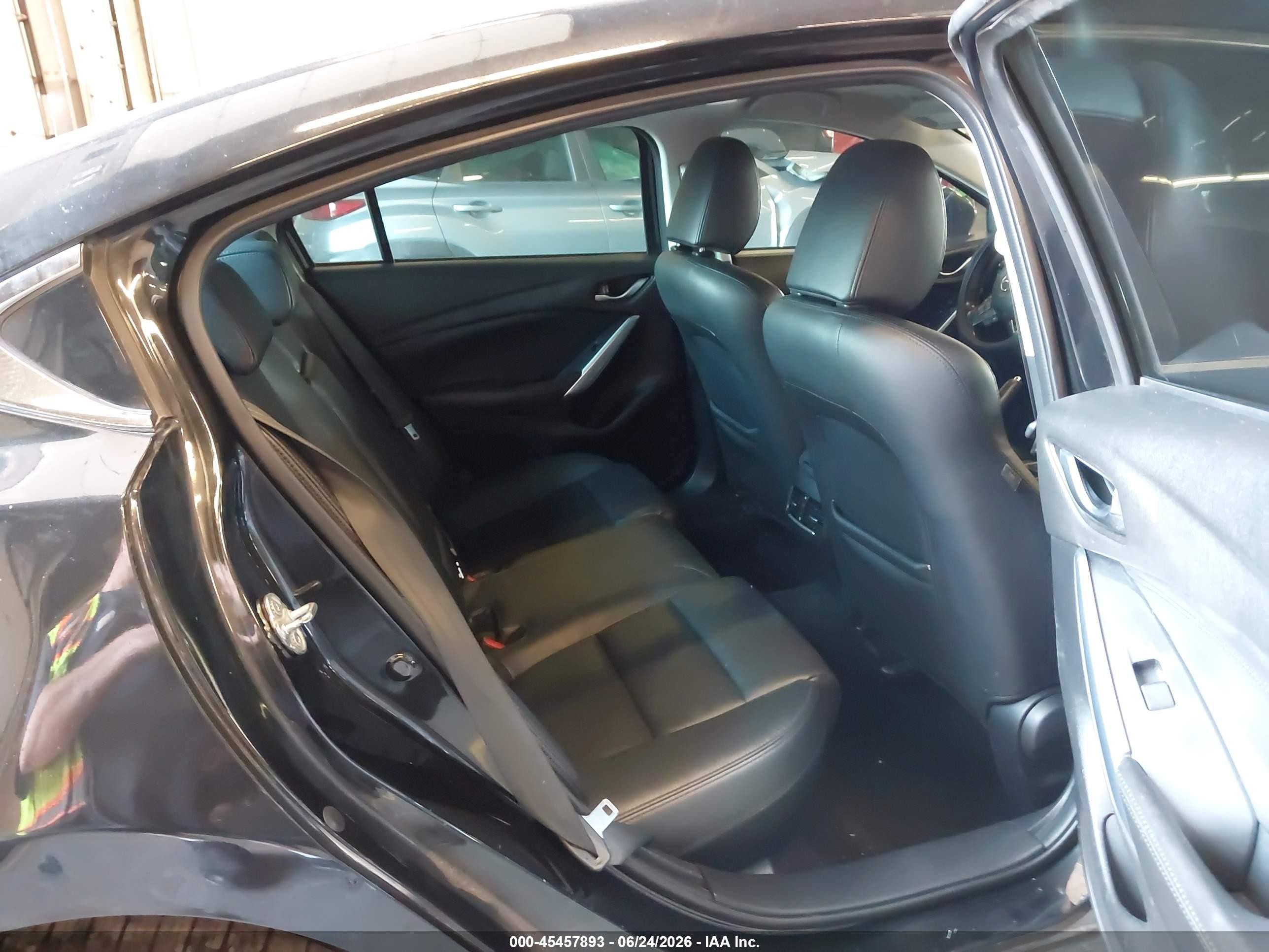 2014 Mazda Mazda6 I Touring Black vin: JM1GJ1T66E1122137