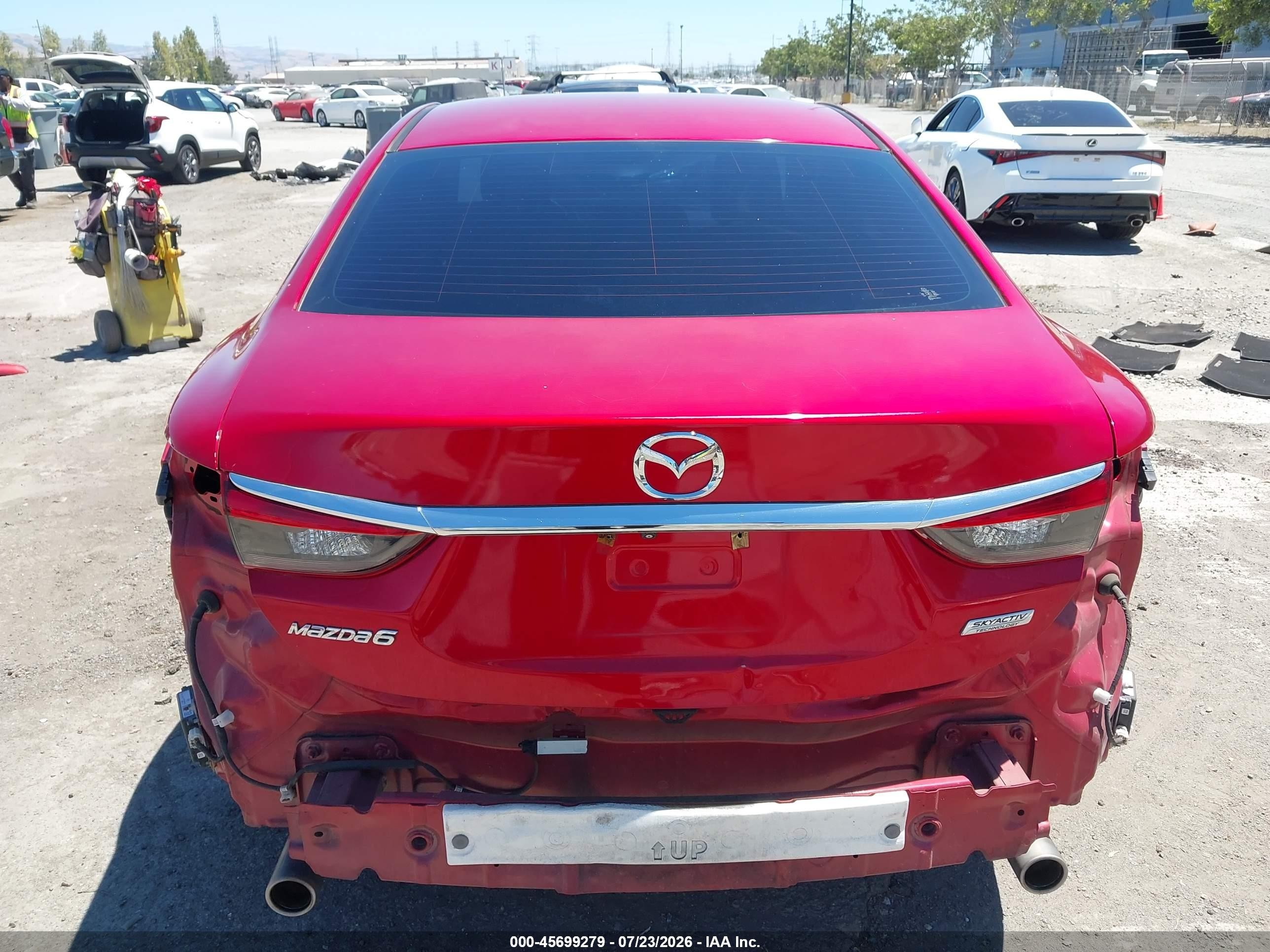 2014 Mazda Mazda6 I Touring Red vin: JM1GJ1T69E1119569