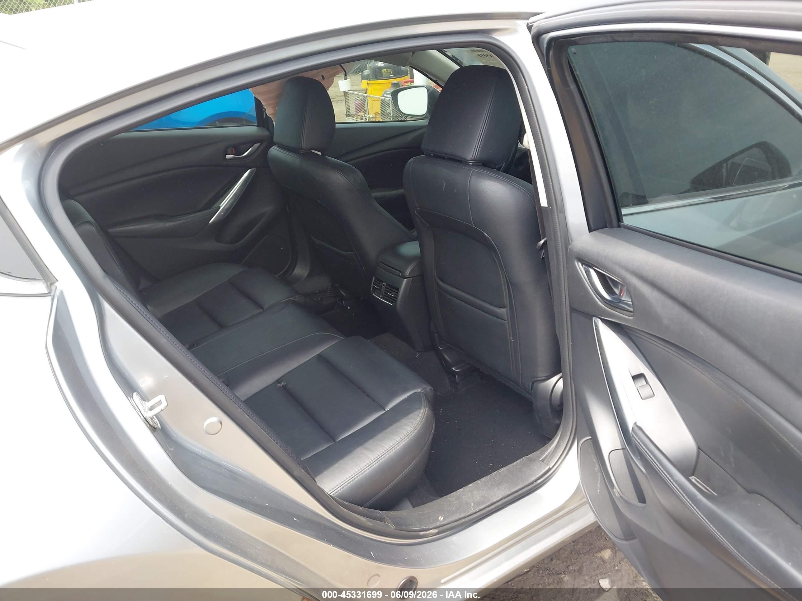 2014 Mazda Mazda6 I Touring Silver vin: JM1GJ1T69E1159019
