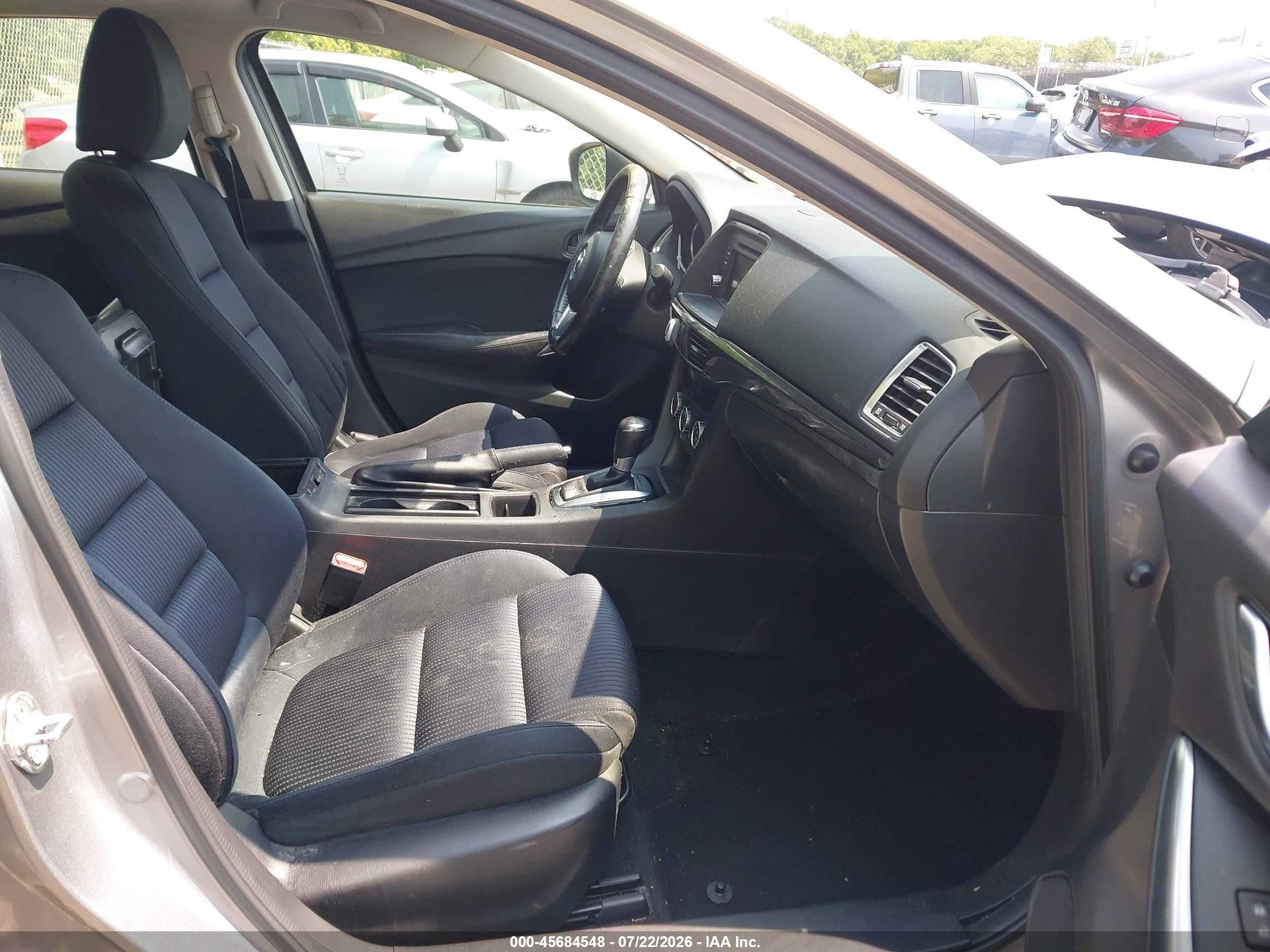 2015 Mazda Mazda6 I Sport Silver vin: JM1GJ1U50F1208938
