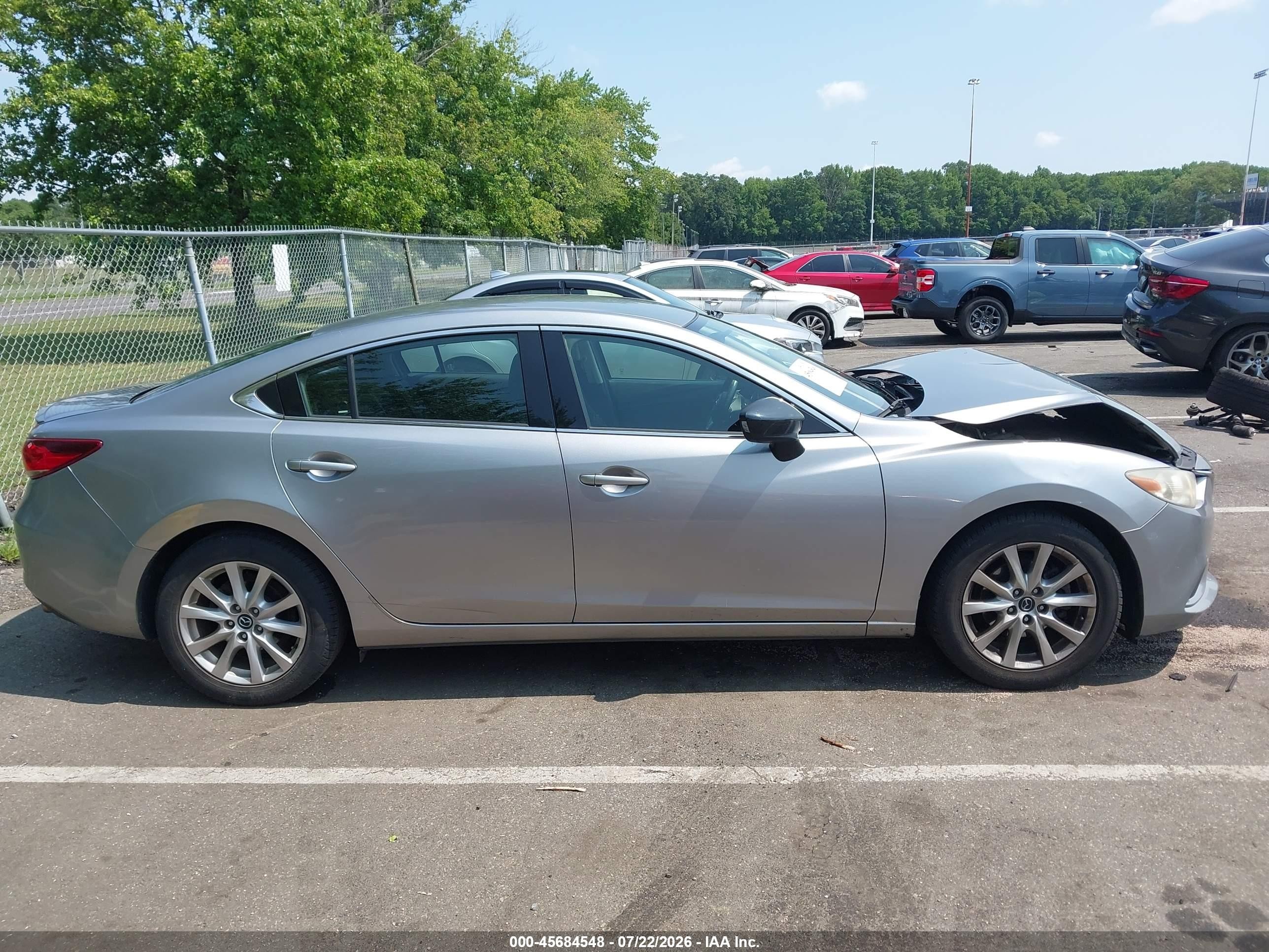 2015 Mazda Mazda6 I Sport Silver vin: JM1GJ1U50F1208938