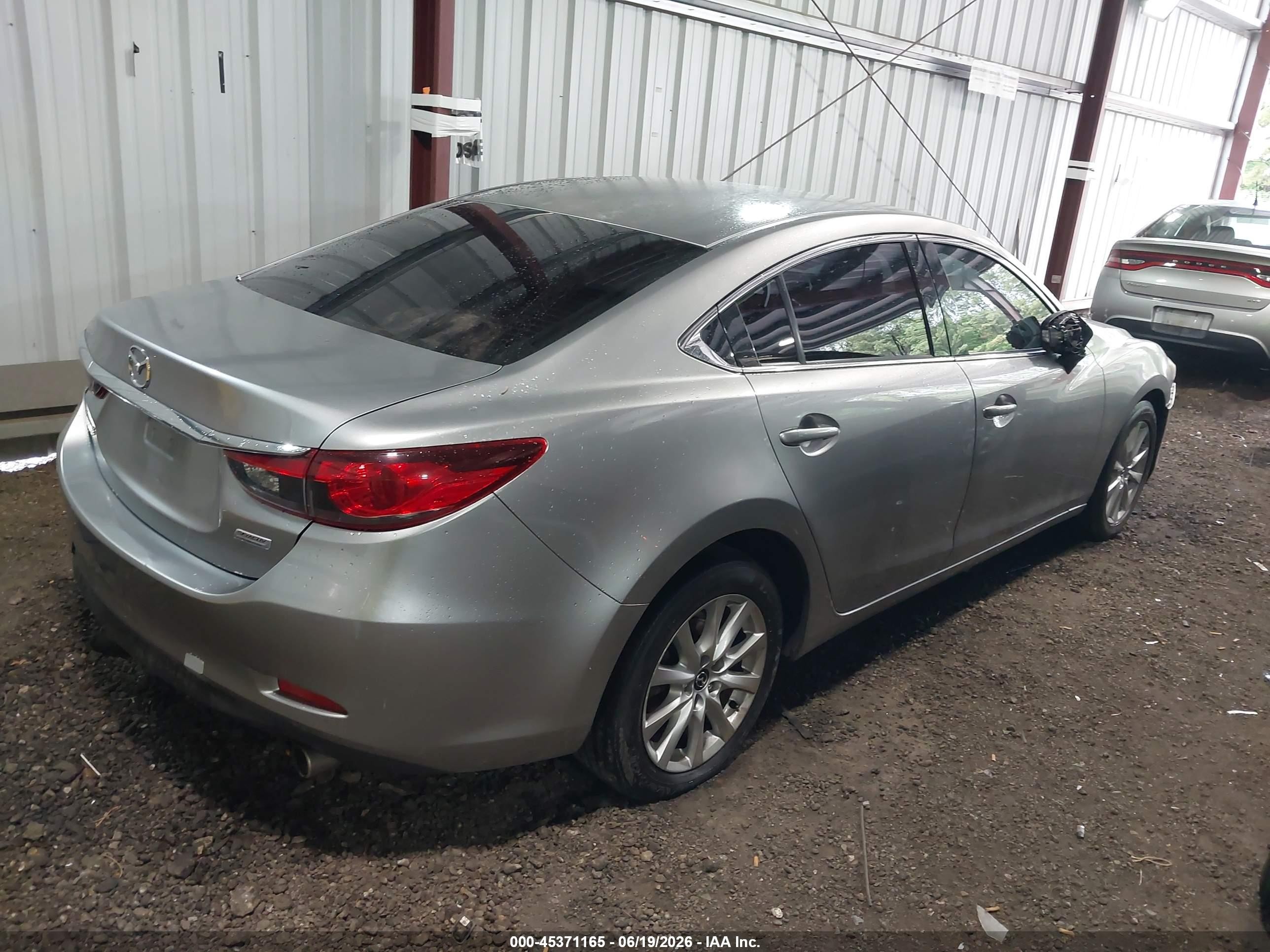 2015 Mazda Mazda6 I Sport Silver vin: JM1GJ1U50F1210057