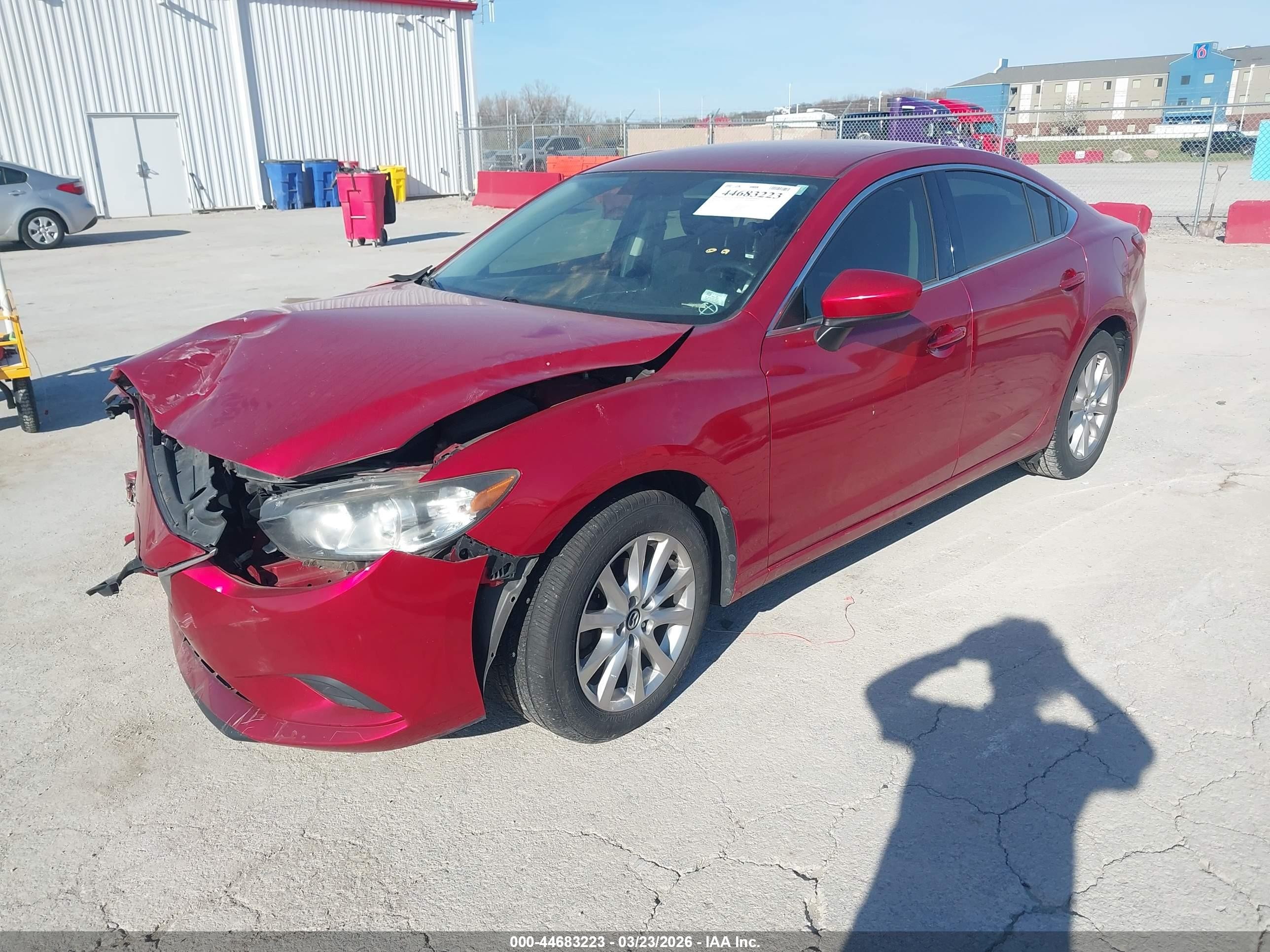 2015 Mazda Mazda6 I Sport Red vin: JM1GJ1U51F1180731
