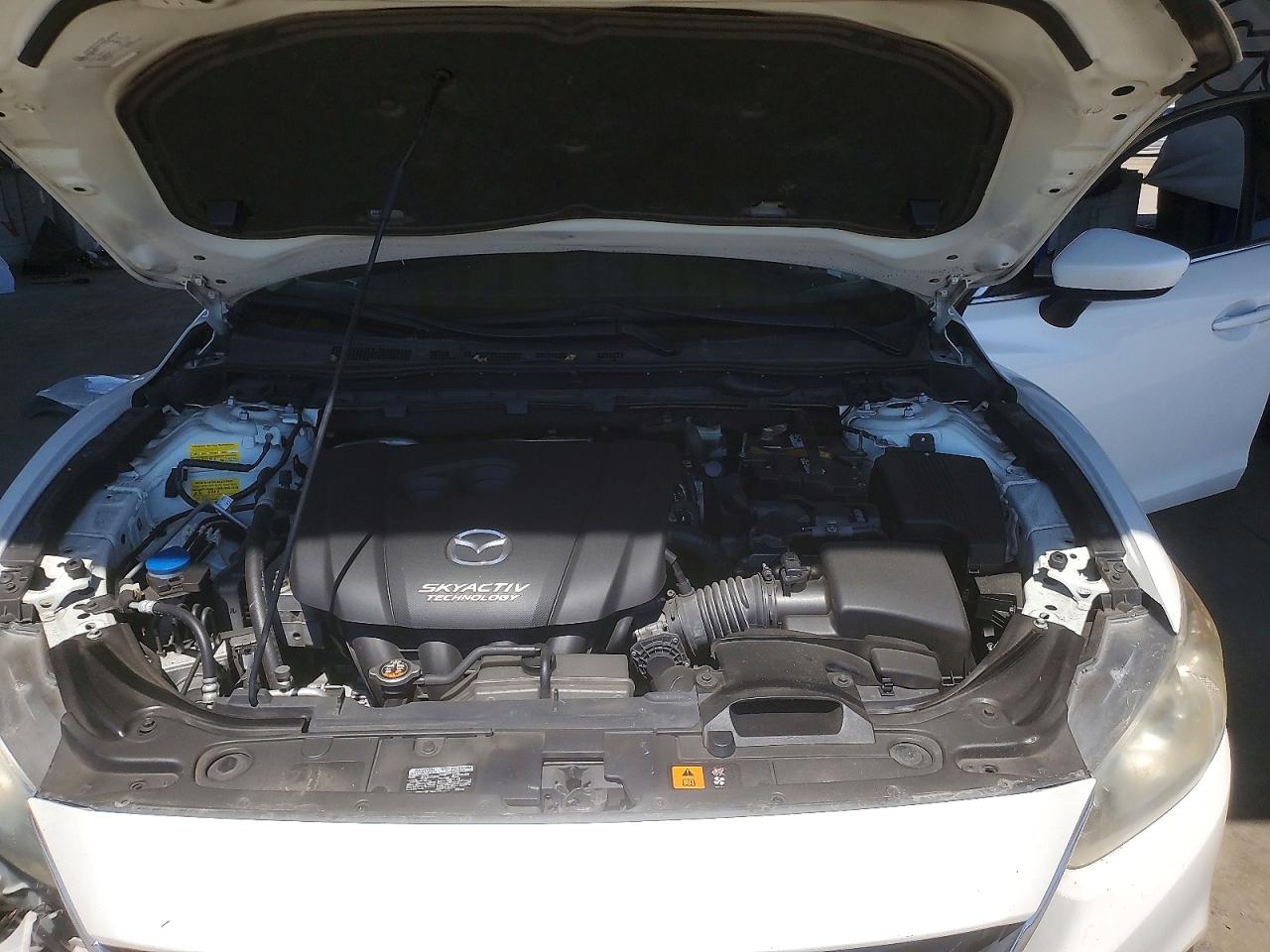 2015 Mazda 6 Sport White vin: JM1GJ1U51F1222931