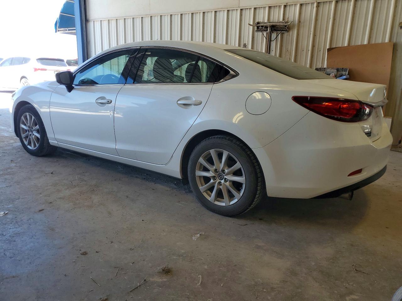 2015 Mazda 6 Sport White vin: JM1GJ1U53F1196736