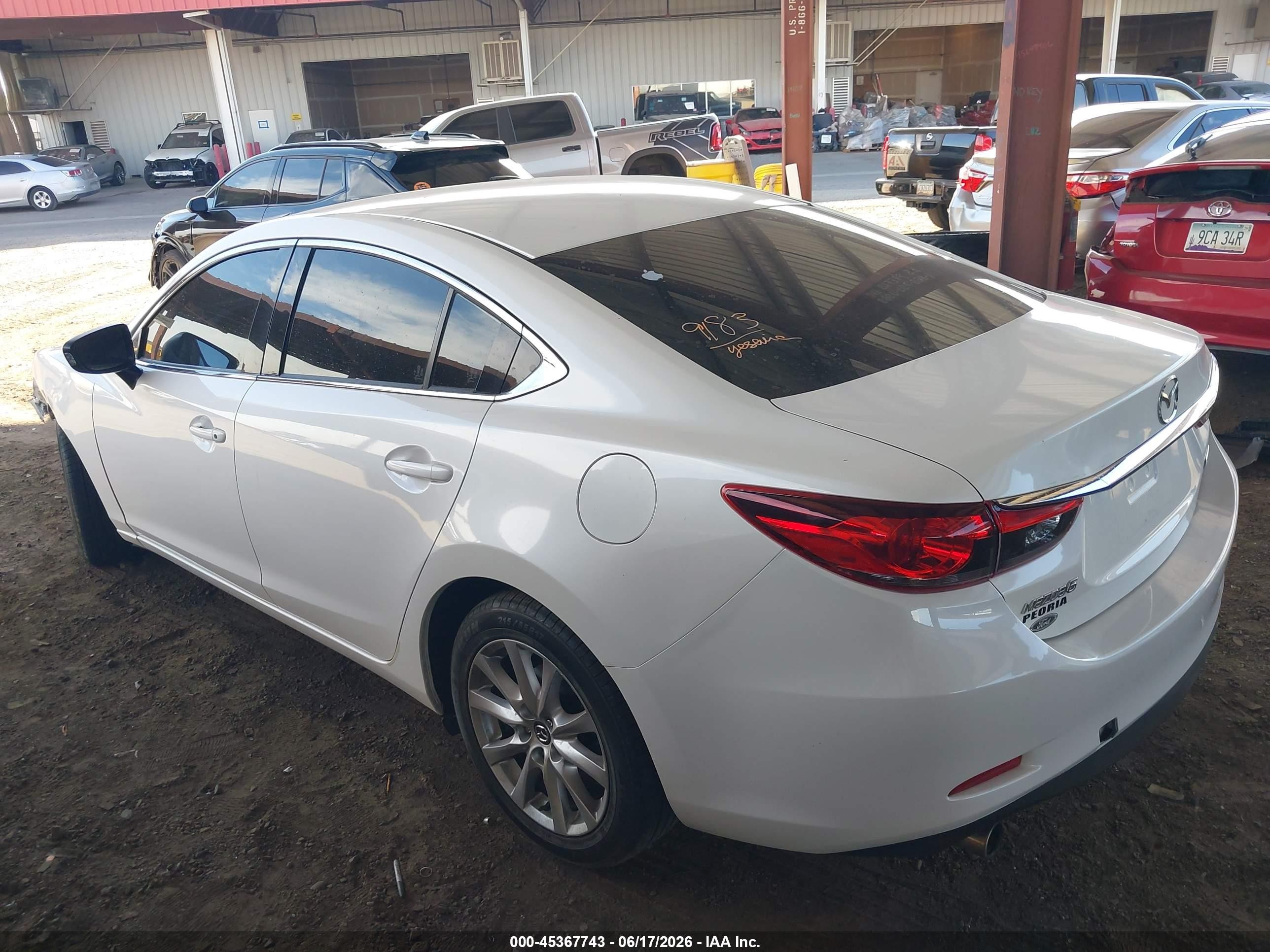 2015 Mazda Mazda6 I Sport White vin: JM1GJ1U54F1203497