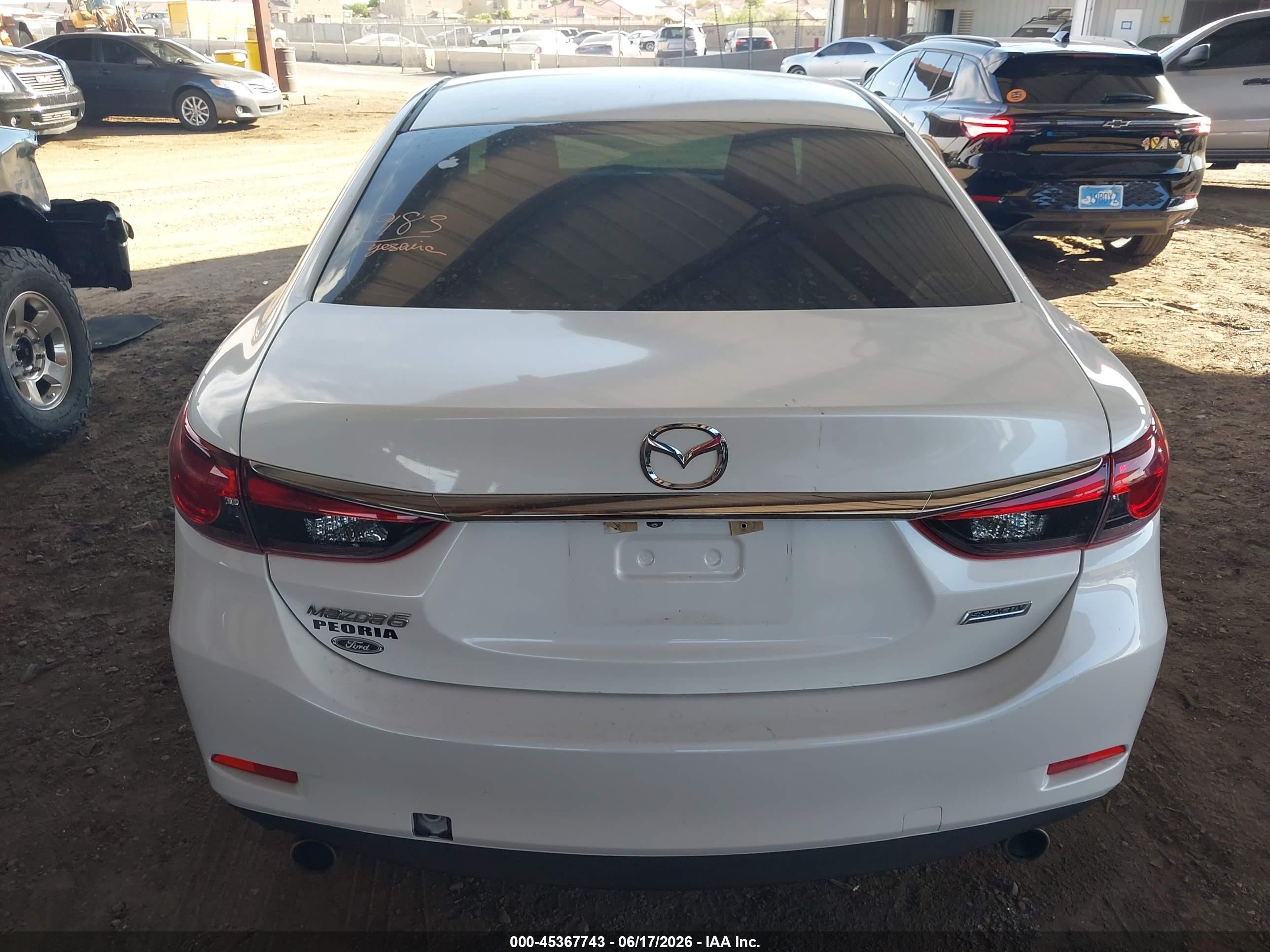 2015 Mazda Mazda6 I Sport White vin: JM1GJ1U54F1203497