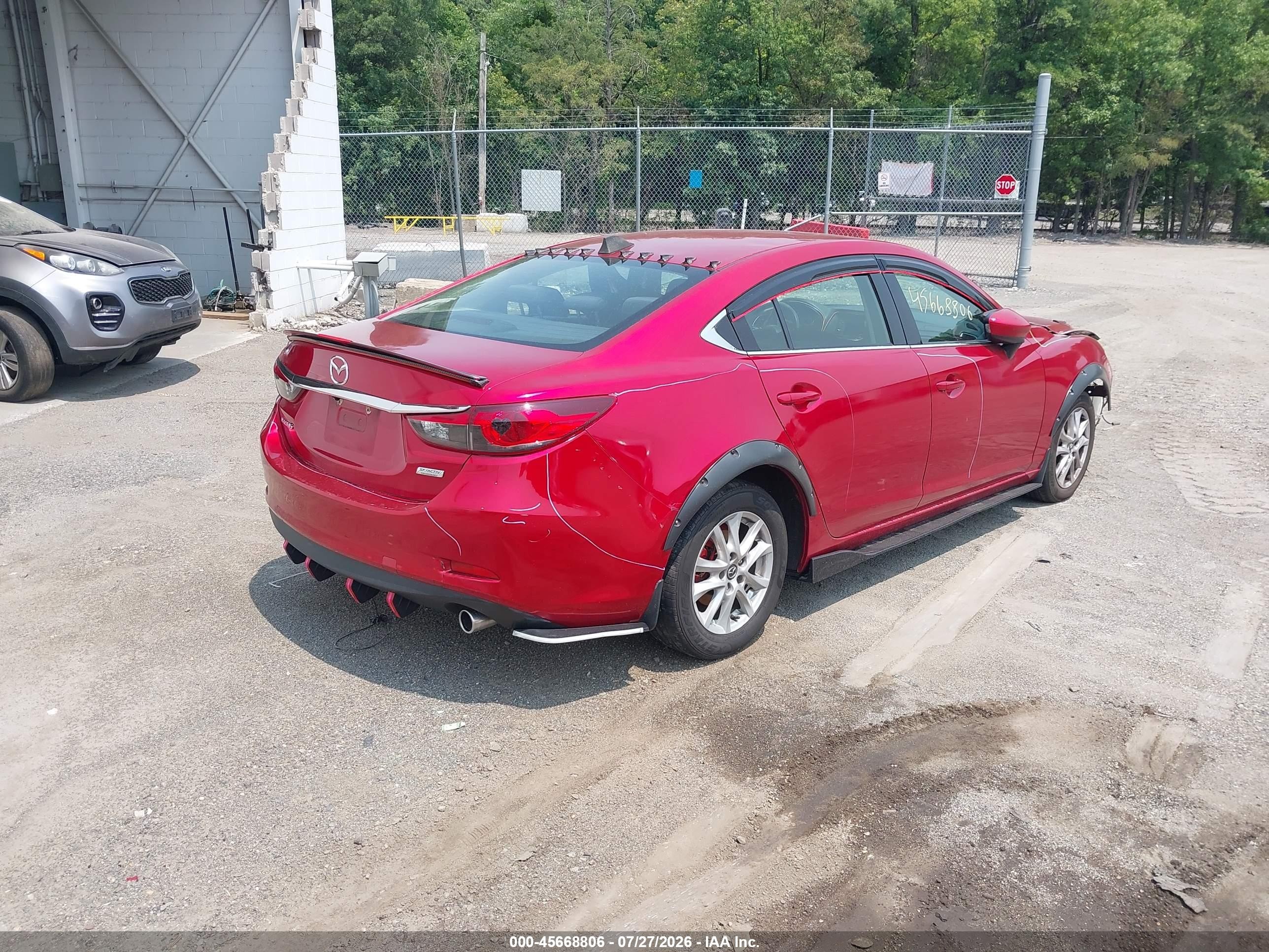 2014 Mazda Mazda6 I Sport Red vin: JM1GJ1U56E1107983