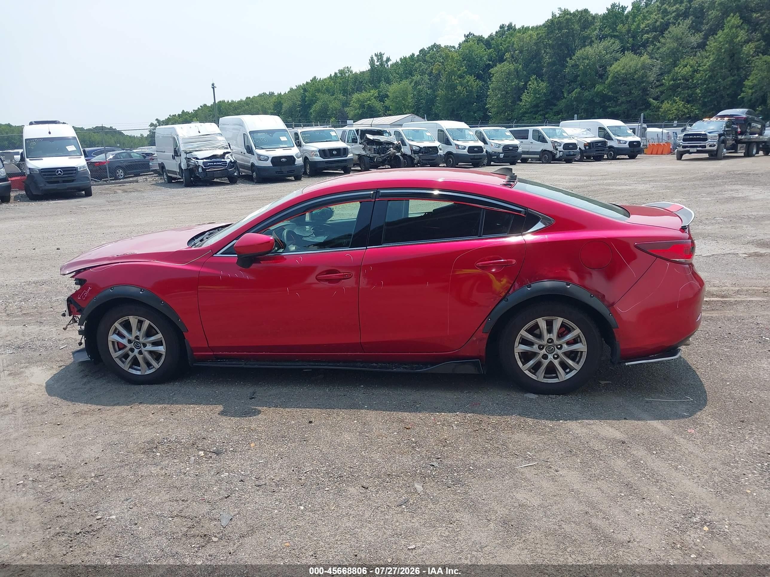 2014 Mazda Mazda6 I Sport Red vin: JM1GJ1U56E1107983