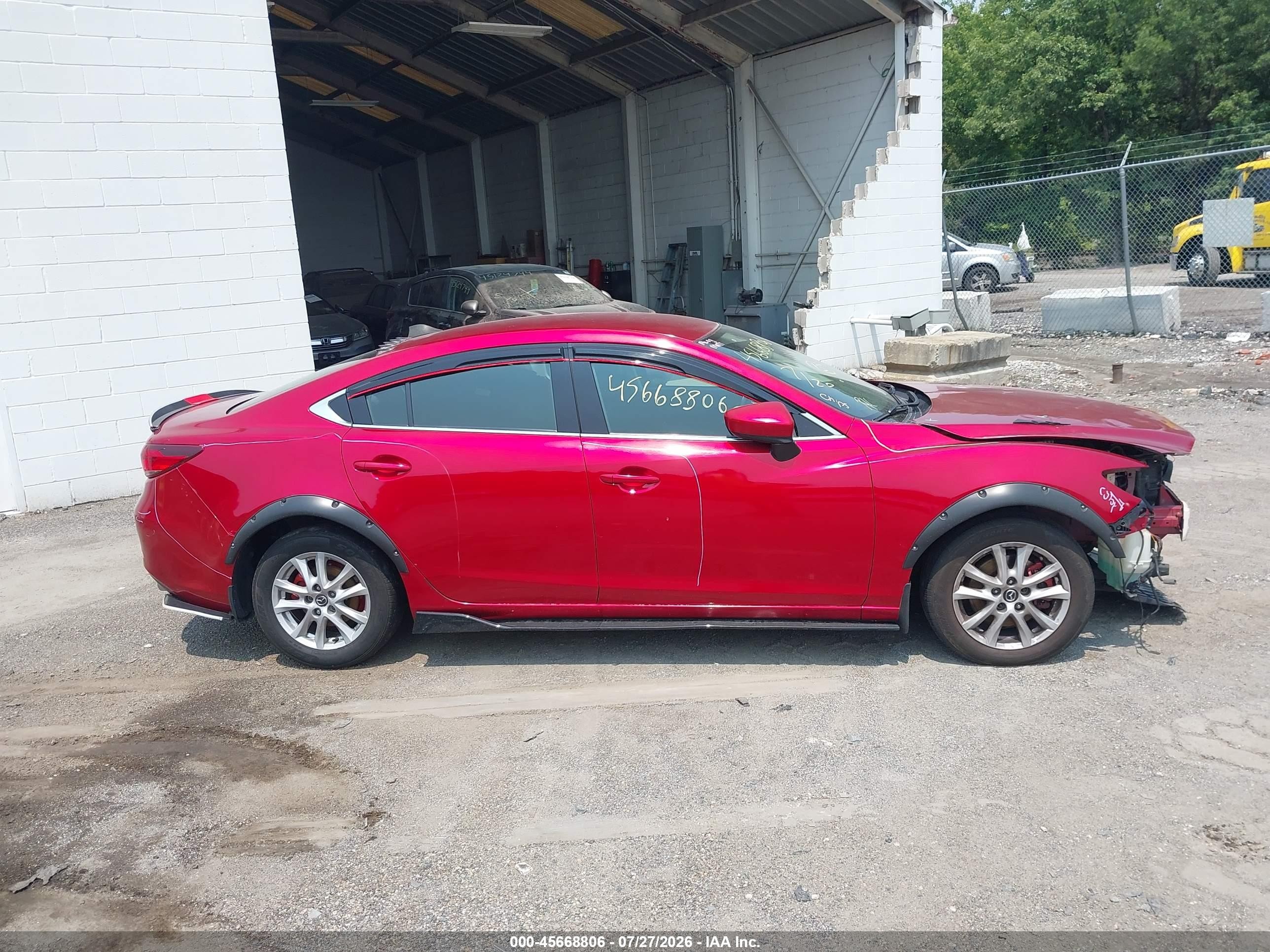 2014 Mazda Mazda6 I Sport Red vin: JM1GJ1U56E1107983