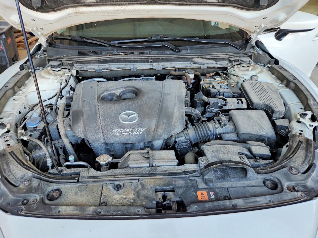 2015 Mazda 6 Sport Белый vin: JM1GJ1U58F1196814