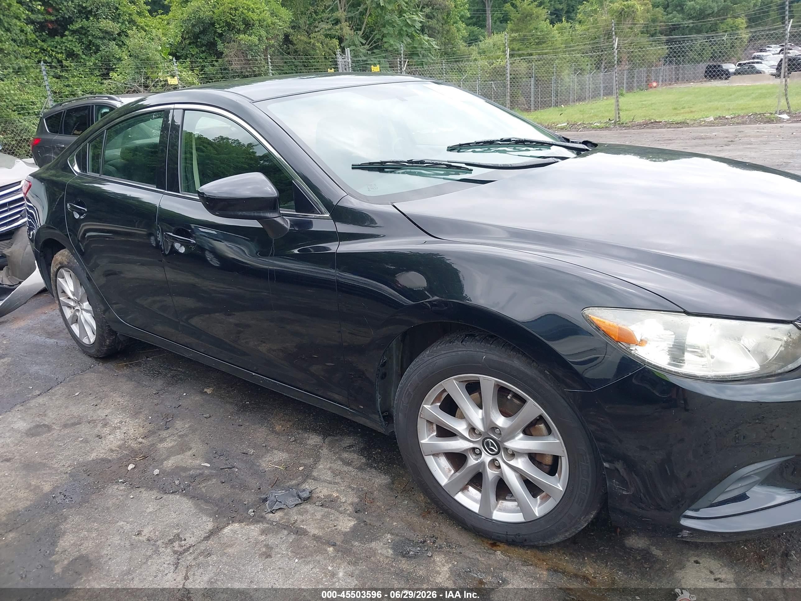 2015 Mazda Mazda6 I Sport Черный vin: JM1GJ1U58F1210095