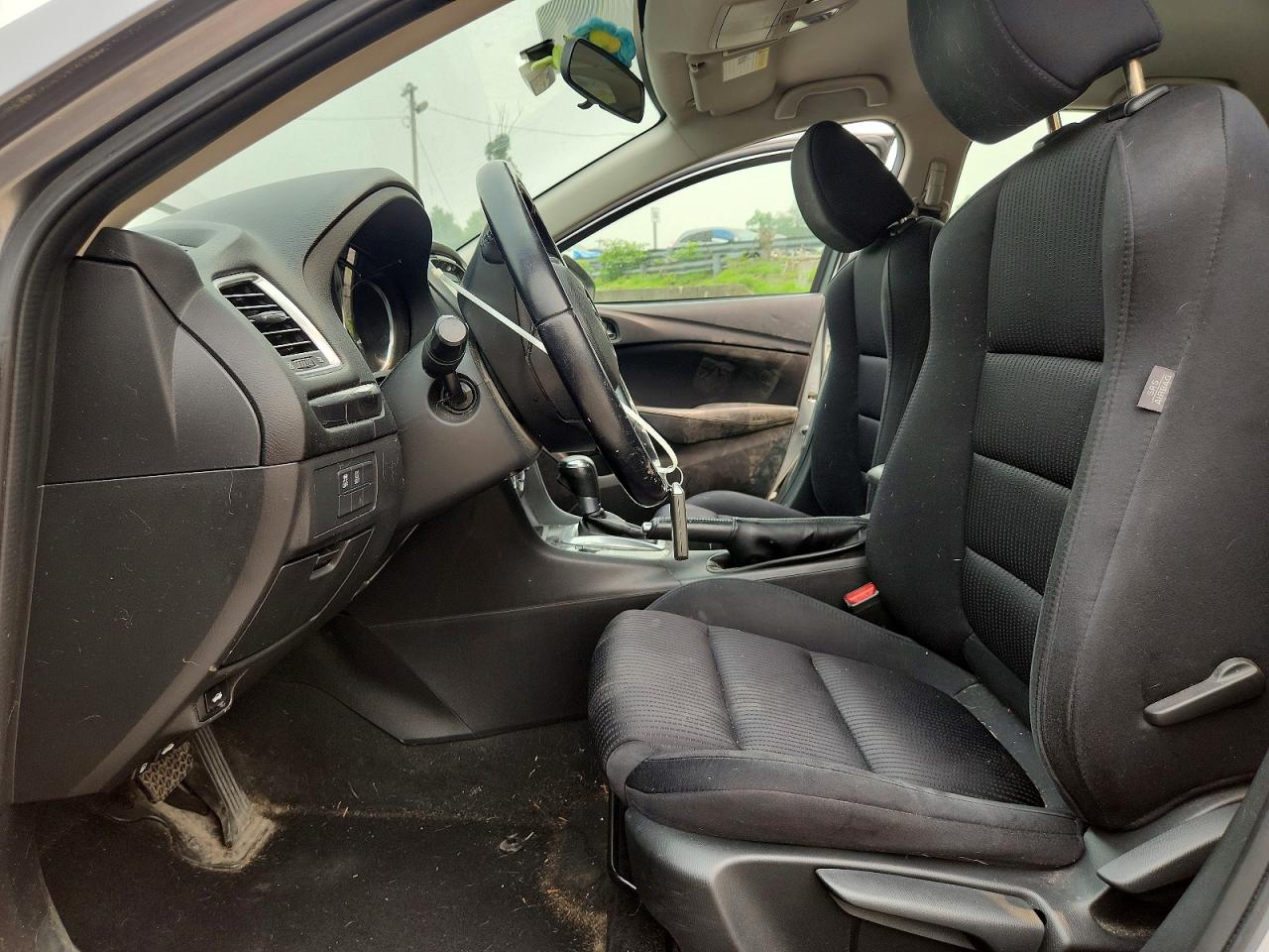 2015 Mazda 6 Sport Серебряный vin: JM1GJ1U58F1222165