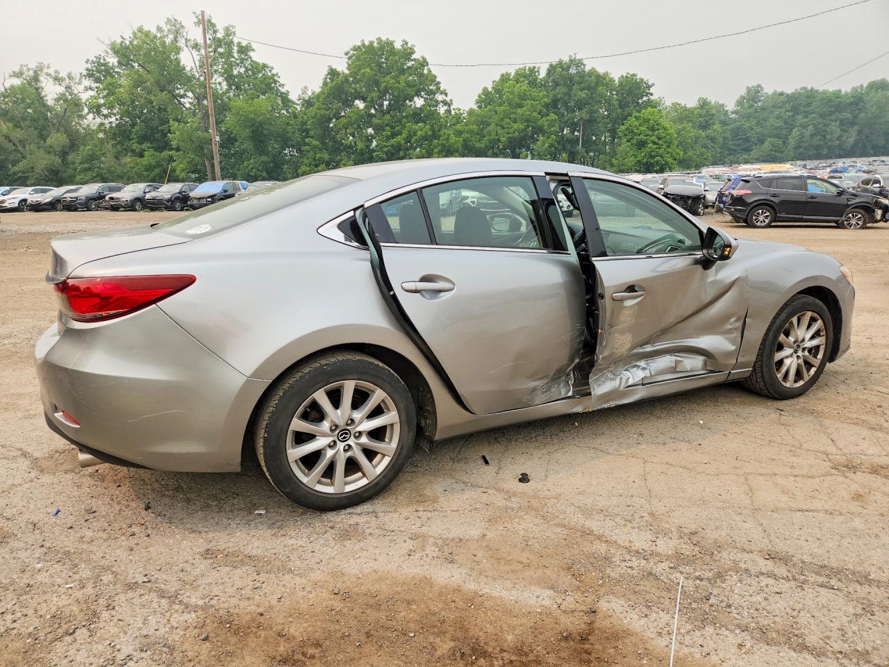 2015 Mazda 6 Sport Серебряный vin: JM1GJ1U58F1222165
