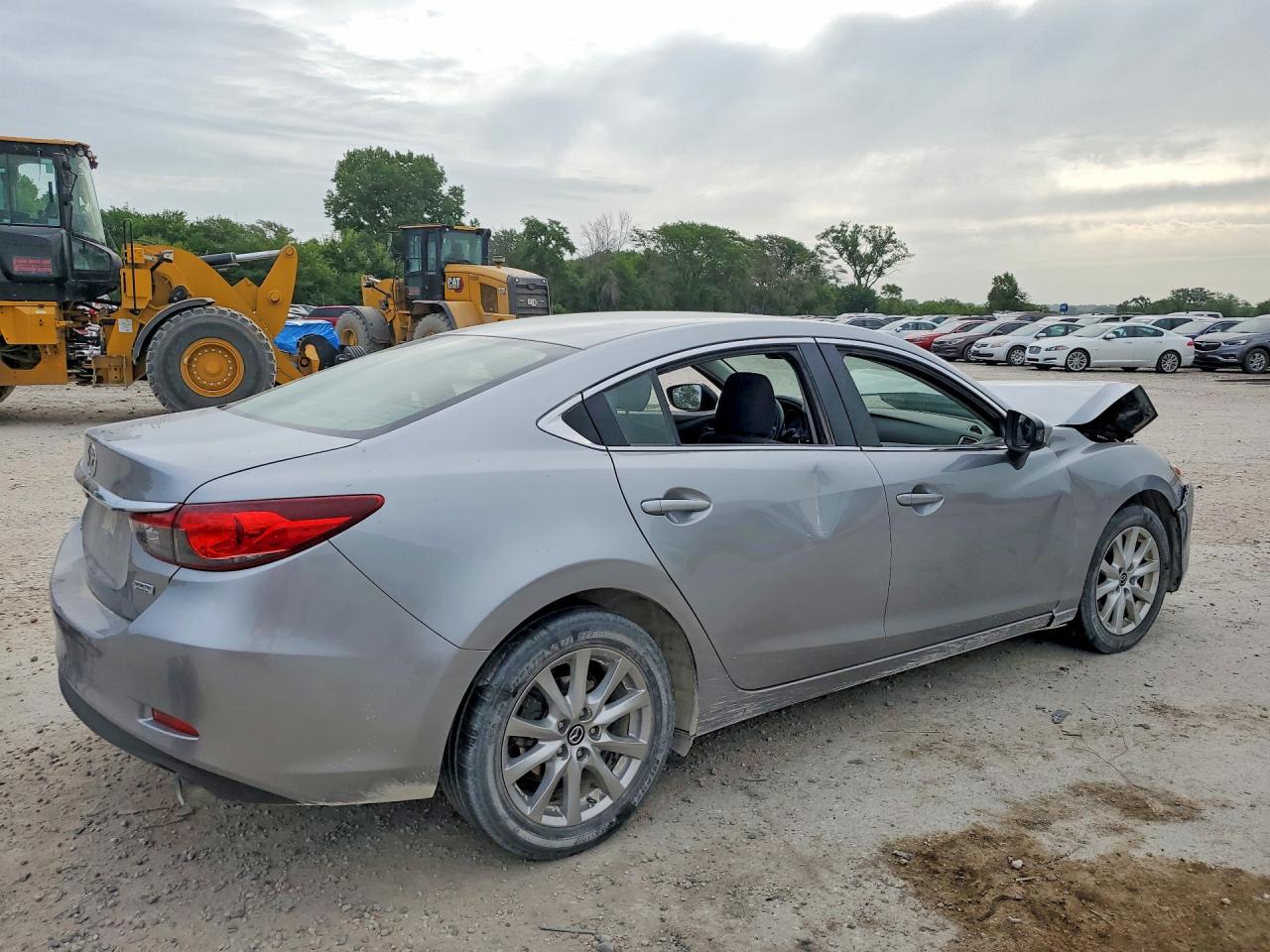 2015 Mazda 6 Sport Серебряный vin: JM1GJ1U60F1174668