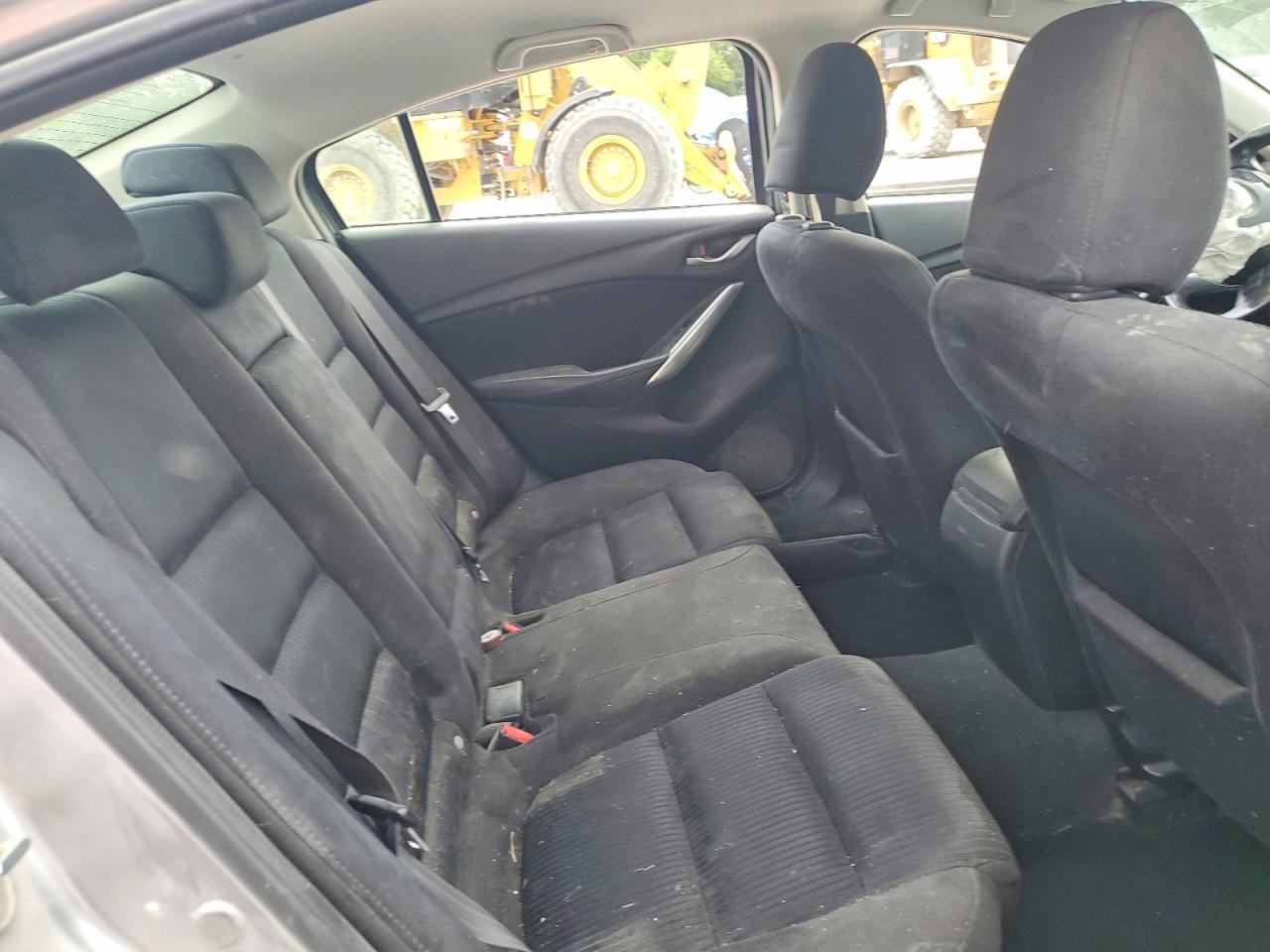2015 Mazda 6 Sport Серебряный vin: JM1GJ1U60F1174668