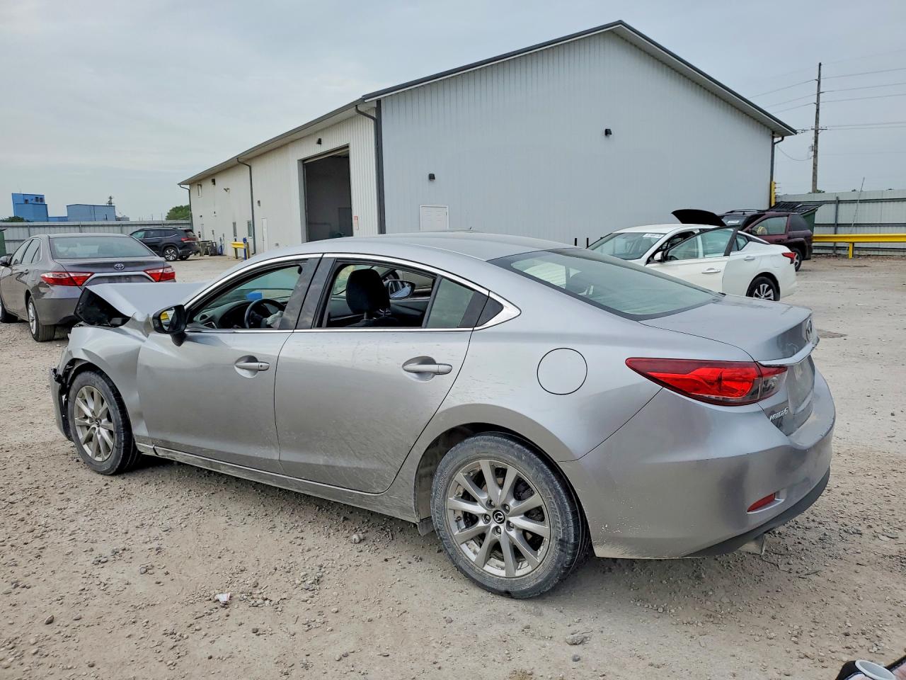 2015 Mazda 6 Sport Серебряный vin: JM1GJ1U60F1174668