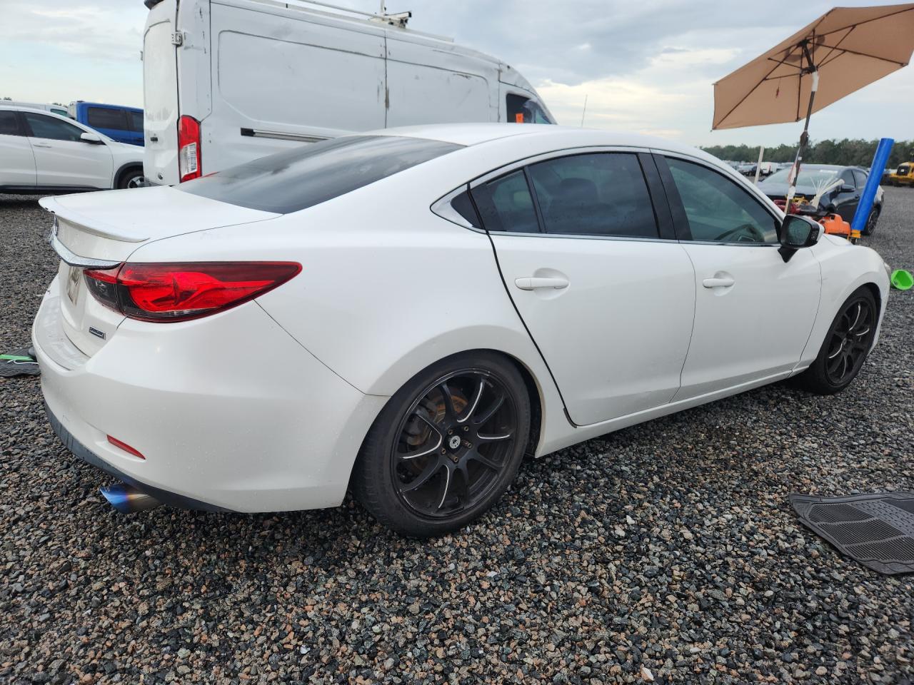 2015 Mazda 6 Sport White vin: JM1GJ1U61F1174422