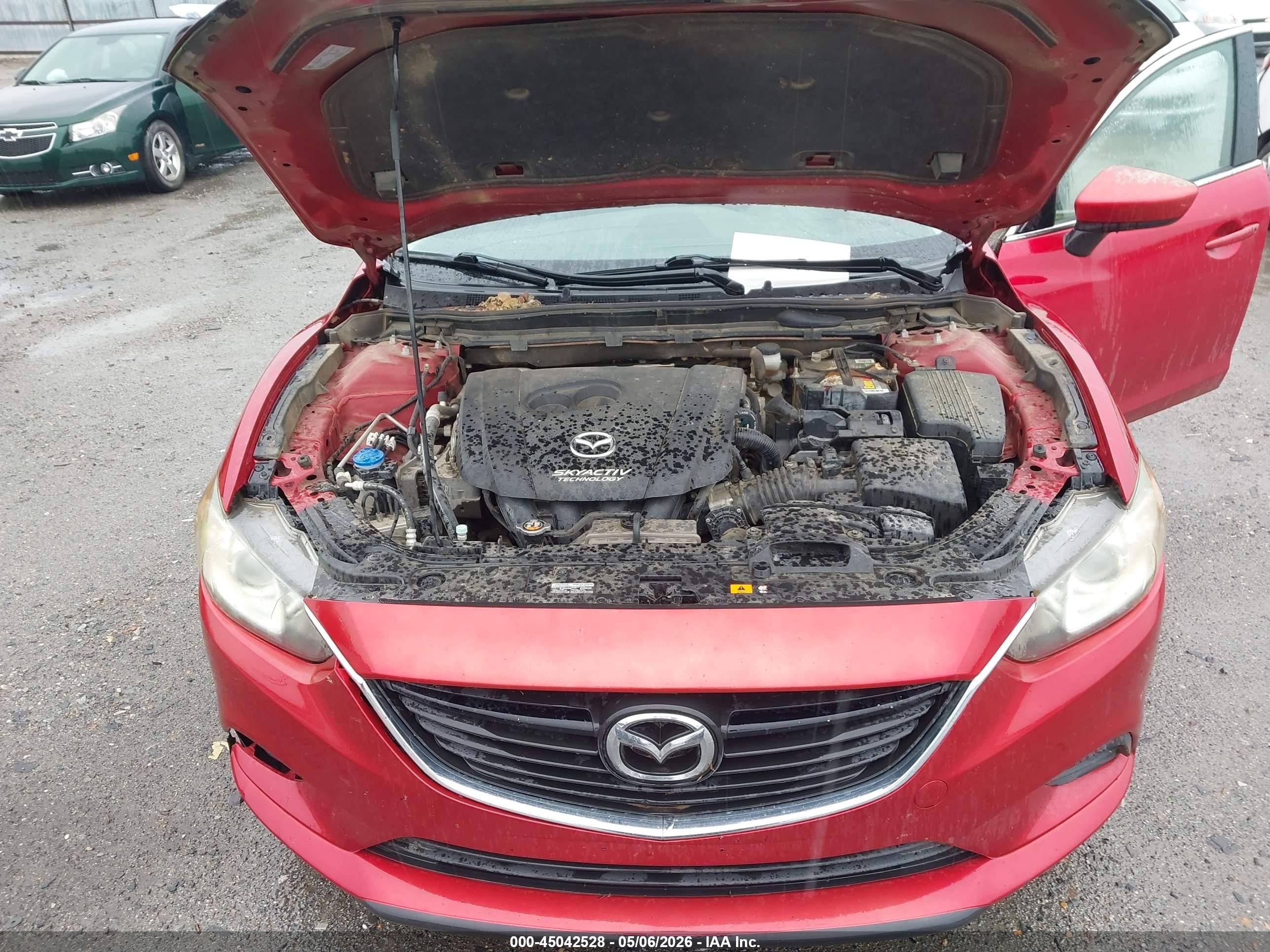 2015 Mazda Mazda6 I Sport Red vin: JM1GJ1U62F1164255