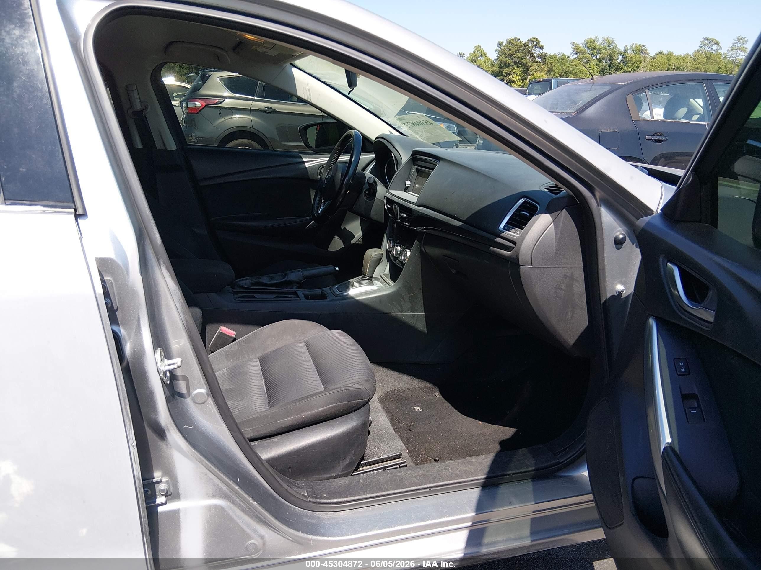 2015 Mazda Mazda6 I Sport Silver vin: JM1GJ1U65F1164041