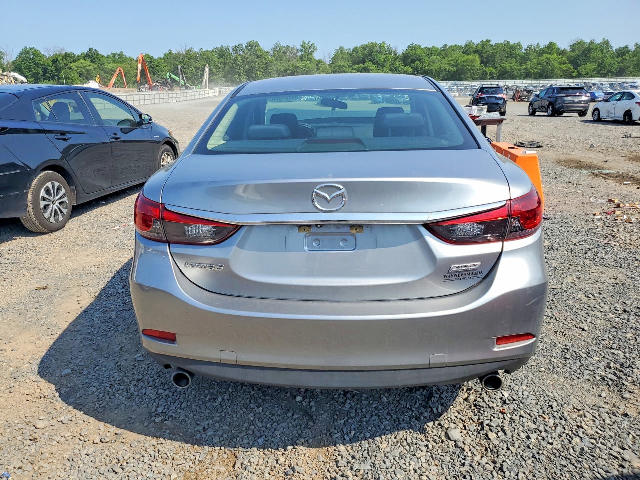 2015 Mazda 6 Sport Серебряный vin: JM1GJ1U67F1167541