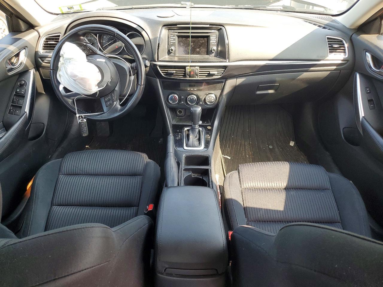 2015 Mazda 6 Sport Серебряный vin: JM1GJ1U67F1167541