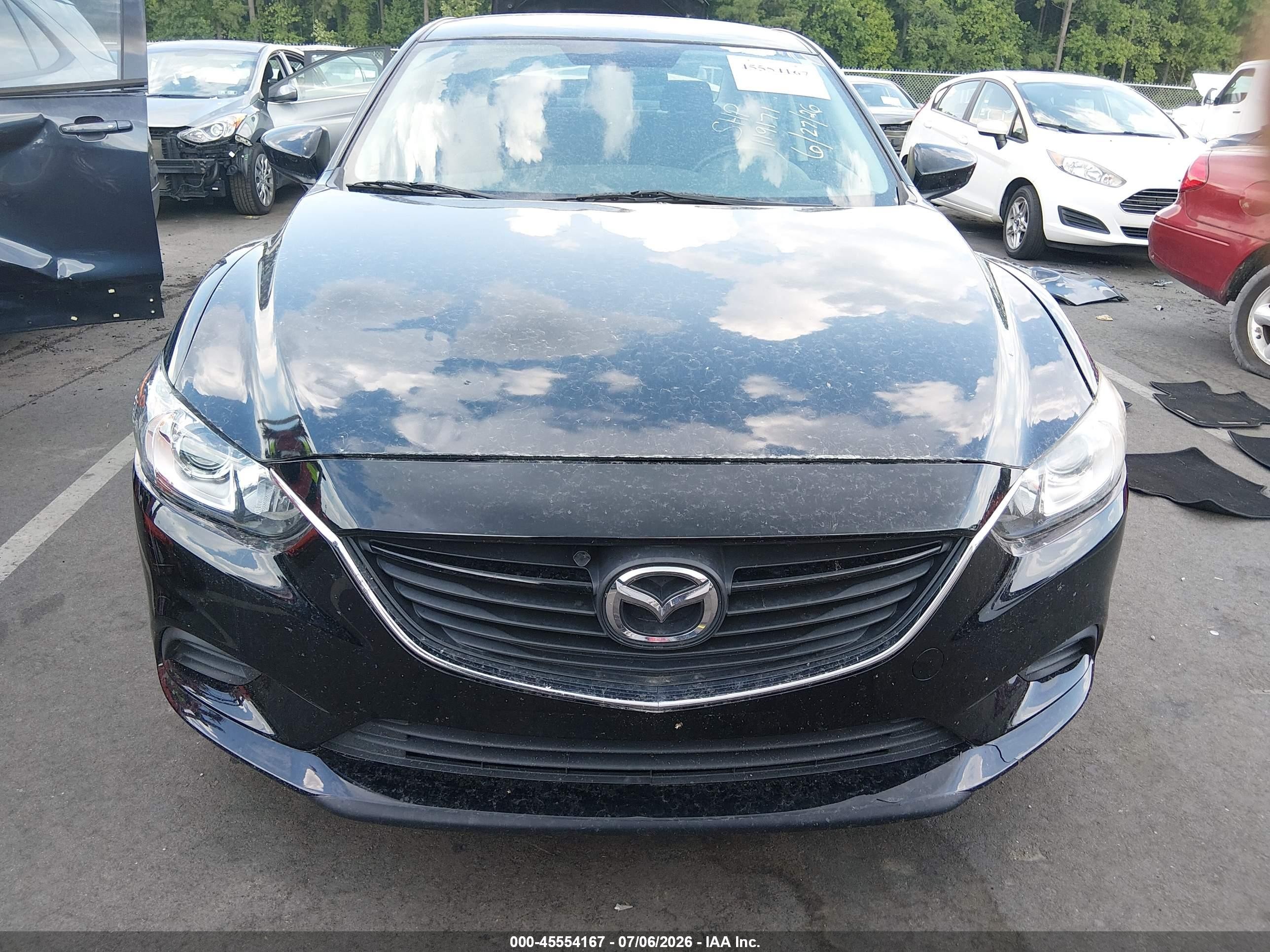 2015 Mazda Mazda6   Черный vin: JM1GJ1U68F1163921
