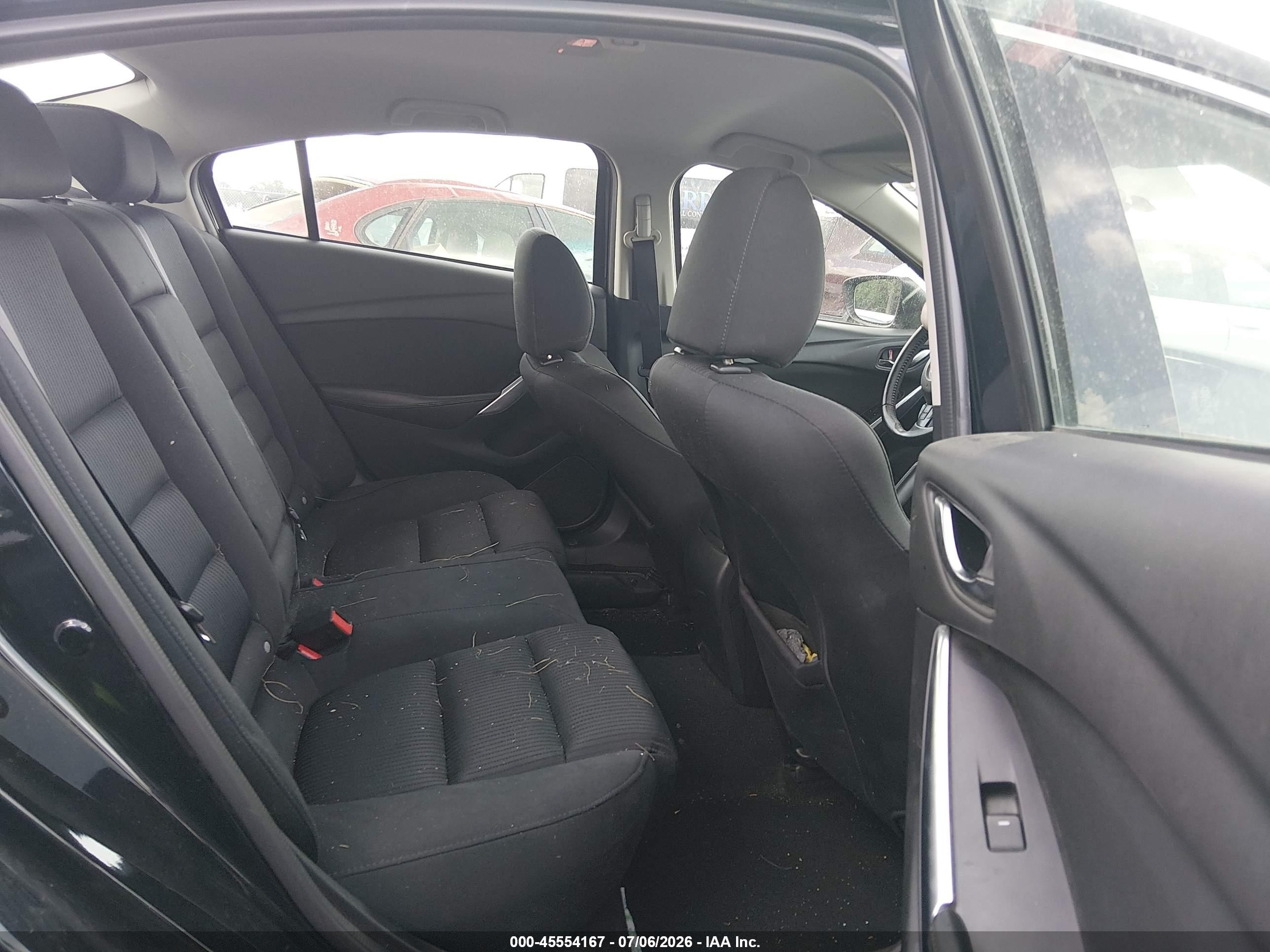 2015 Mazda Mazda6   Черный vin: JM1GJ1U68F1163921
